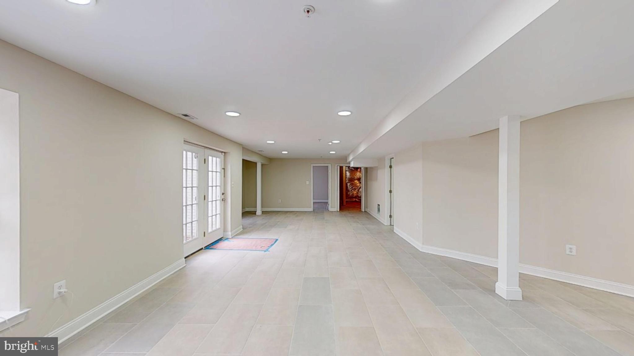 CROSS CREEK CLUB - Residential