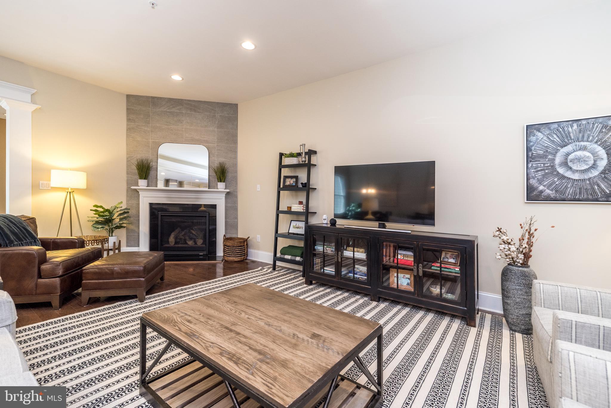 YARDLEY WALK - Residential
