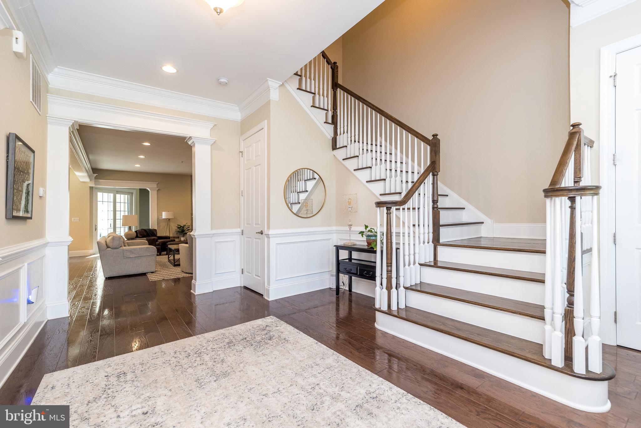 YARDLEY WALK - Residential