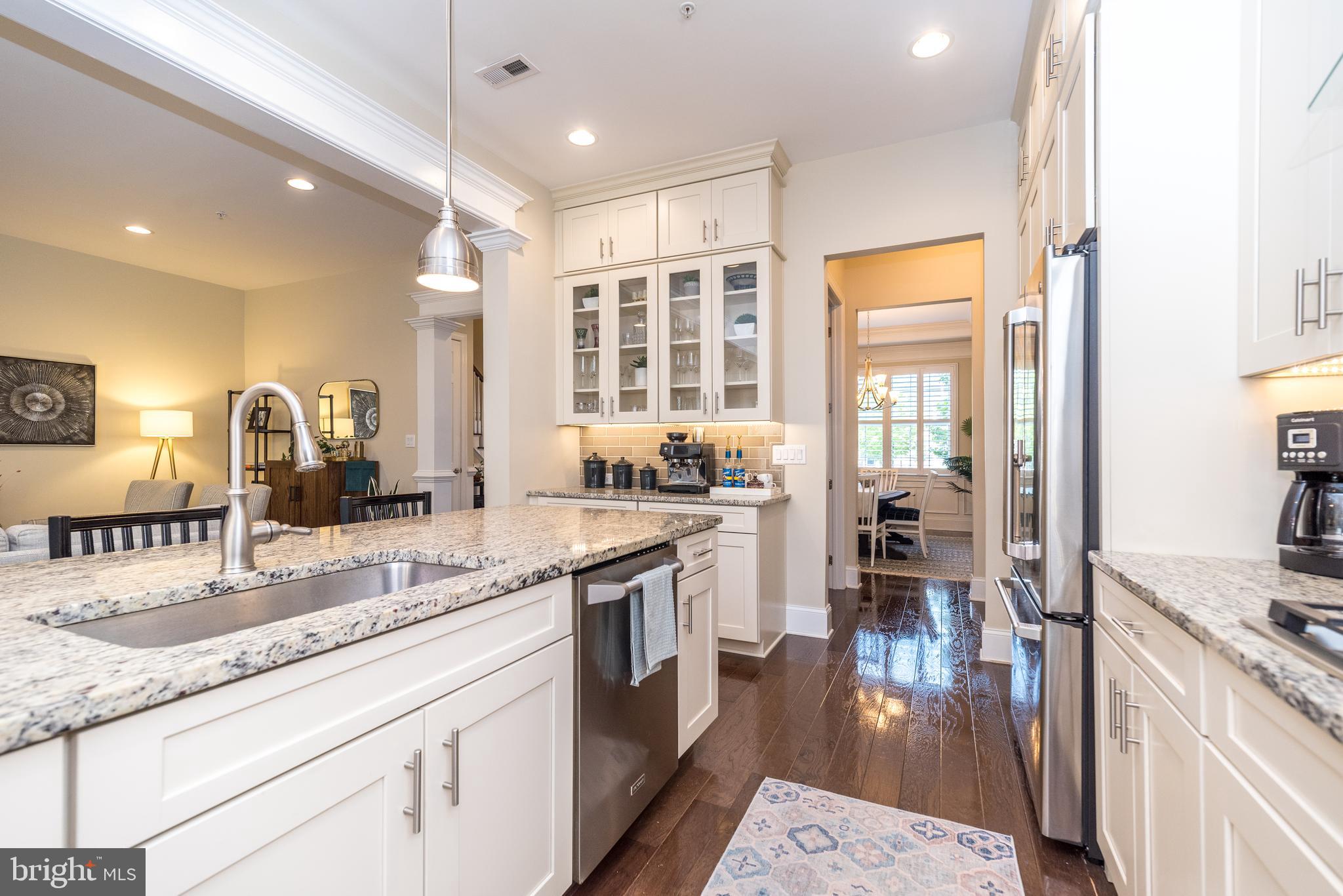 YARDLEY WALK - Residential