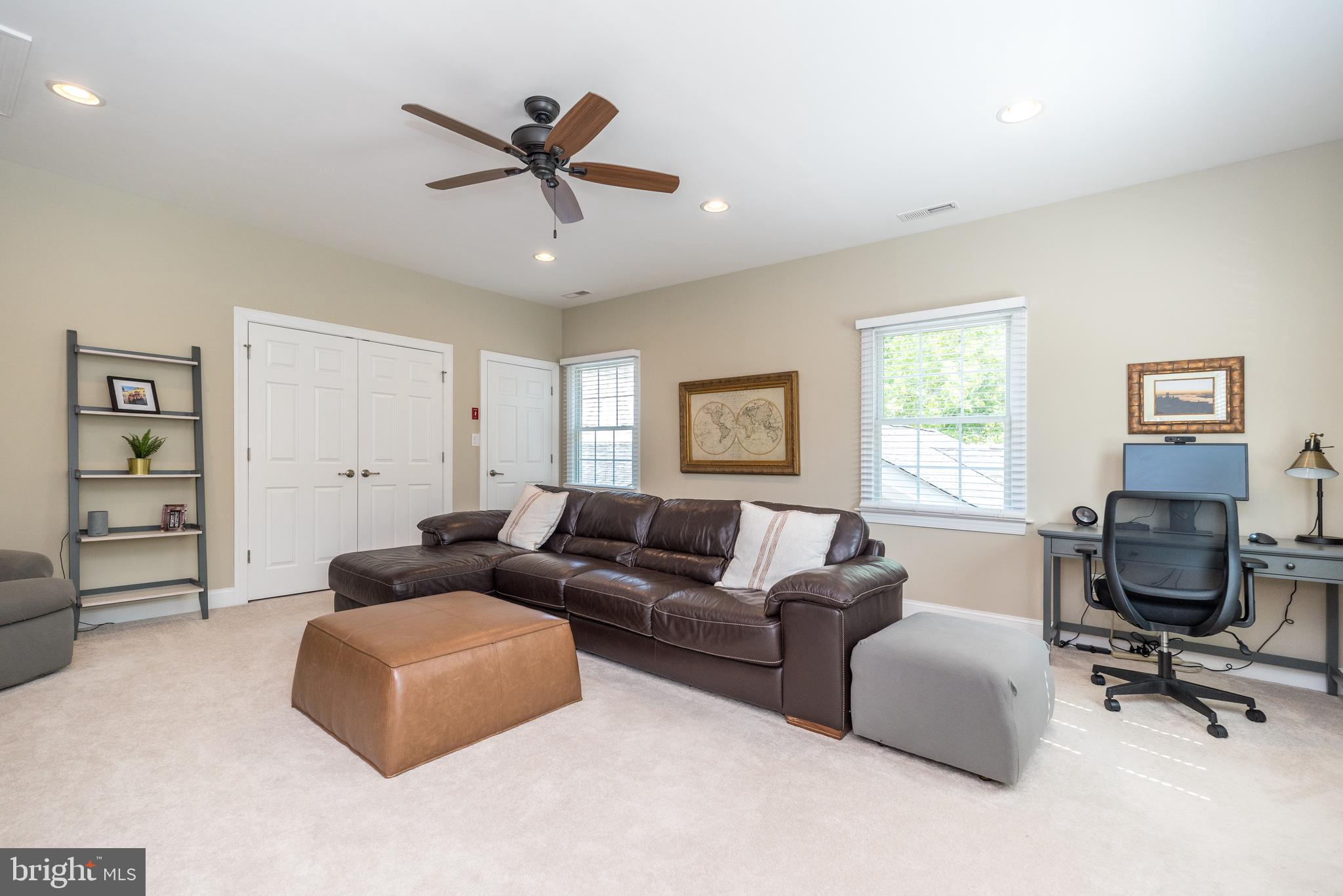 YARDLEY WALK - Residential