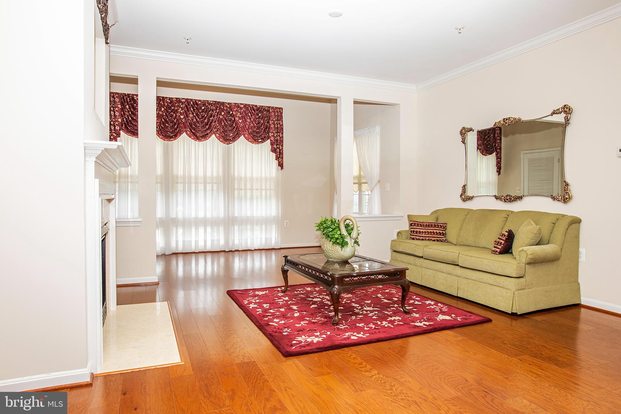 CAMERON GROVE - Residential