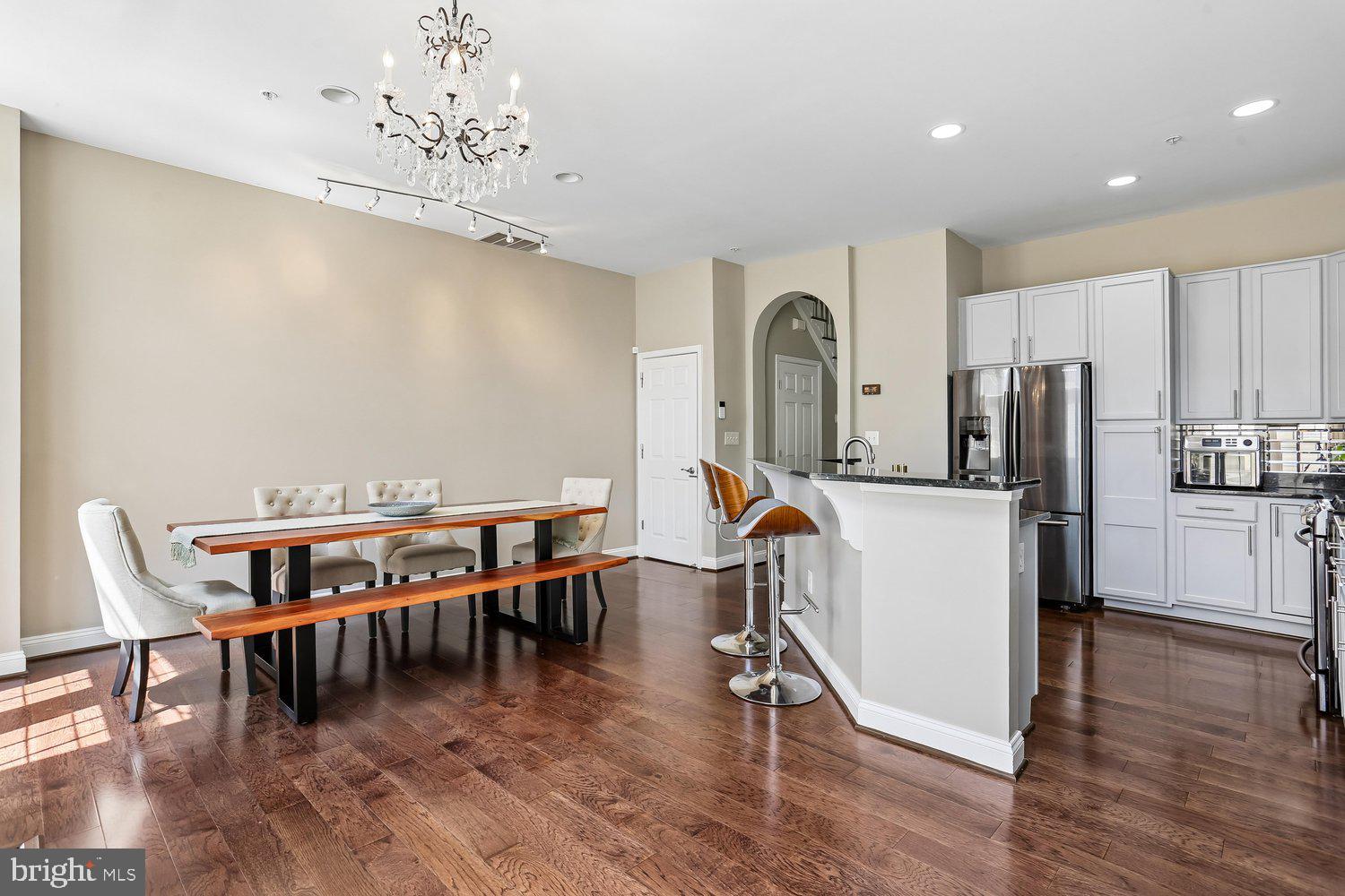 LAKELANDS - Residential