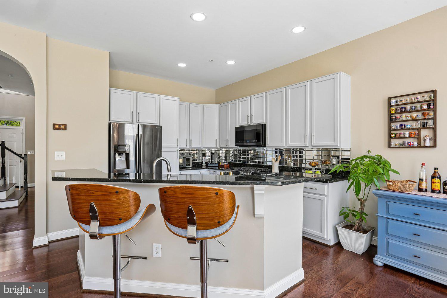 LAKELANDS - Residential