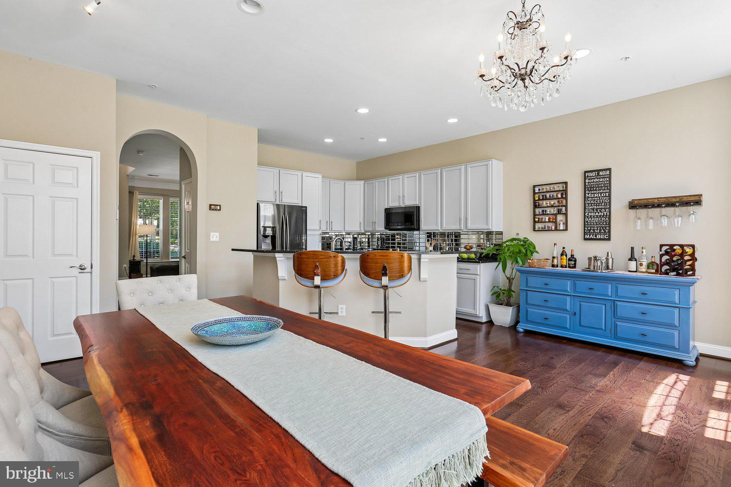 LAKELANDS - Residential
