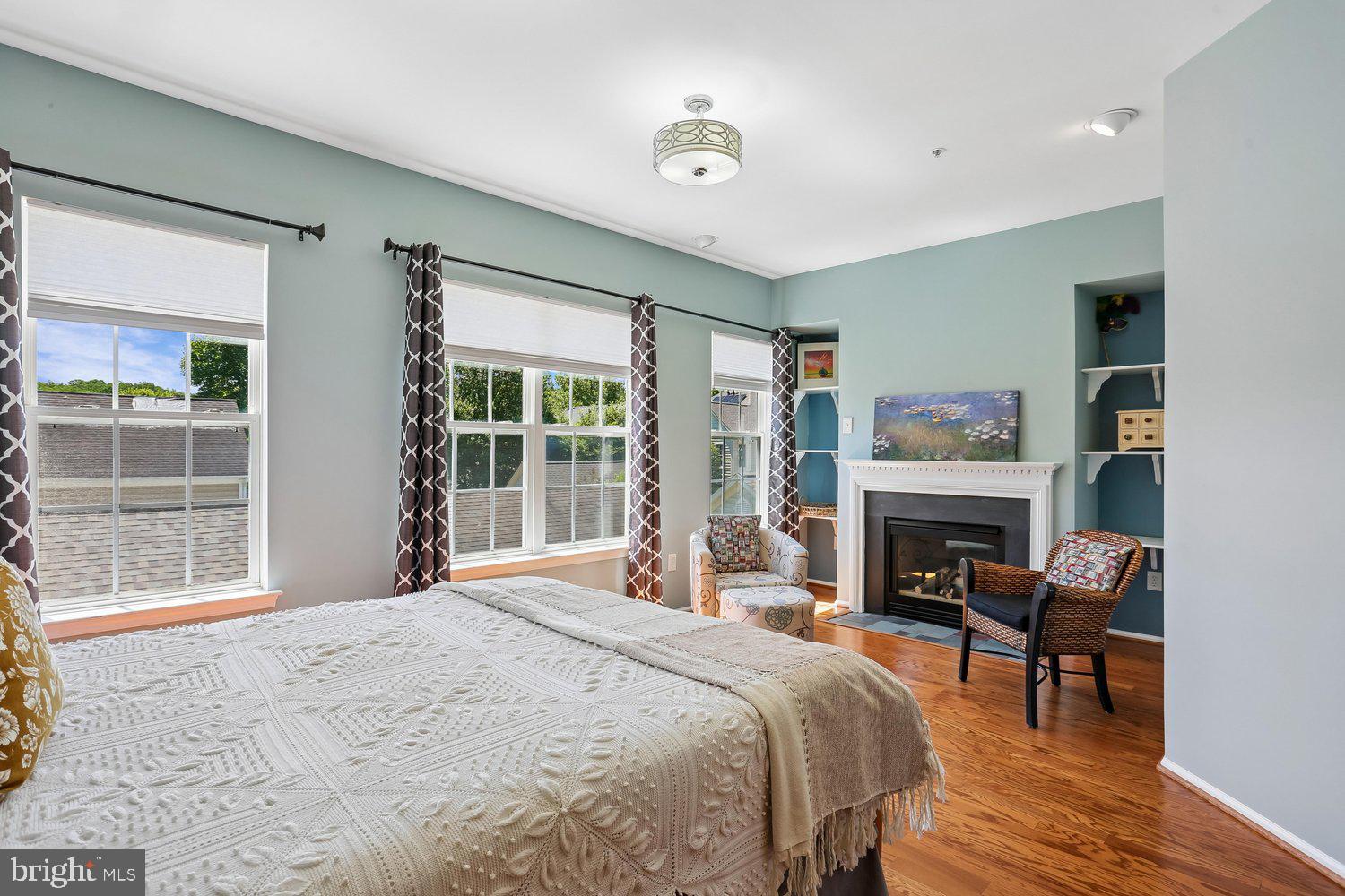 LAKELANDS - Residential