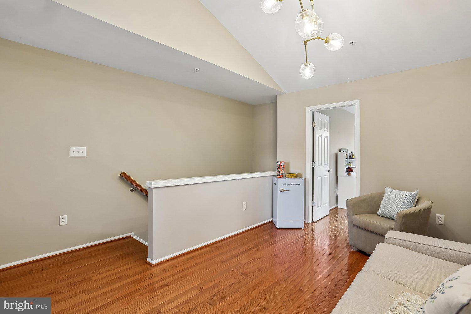 LAKELANDS - Residential