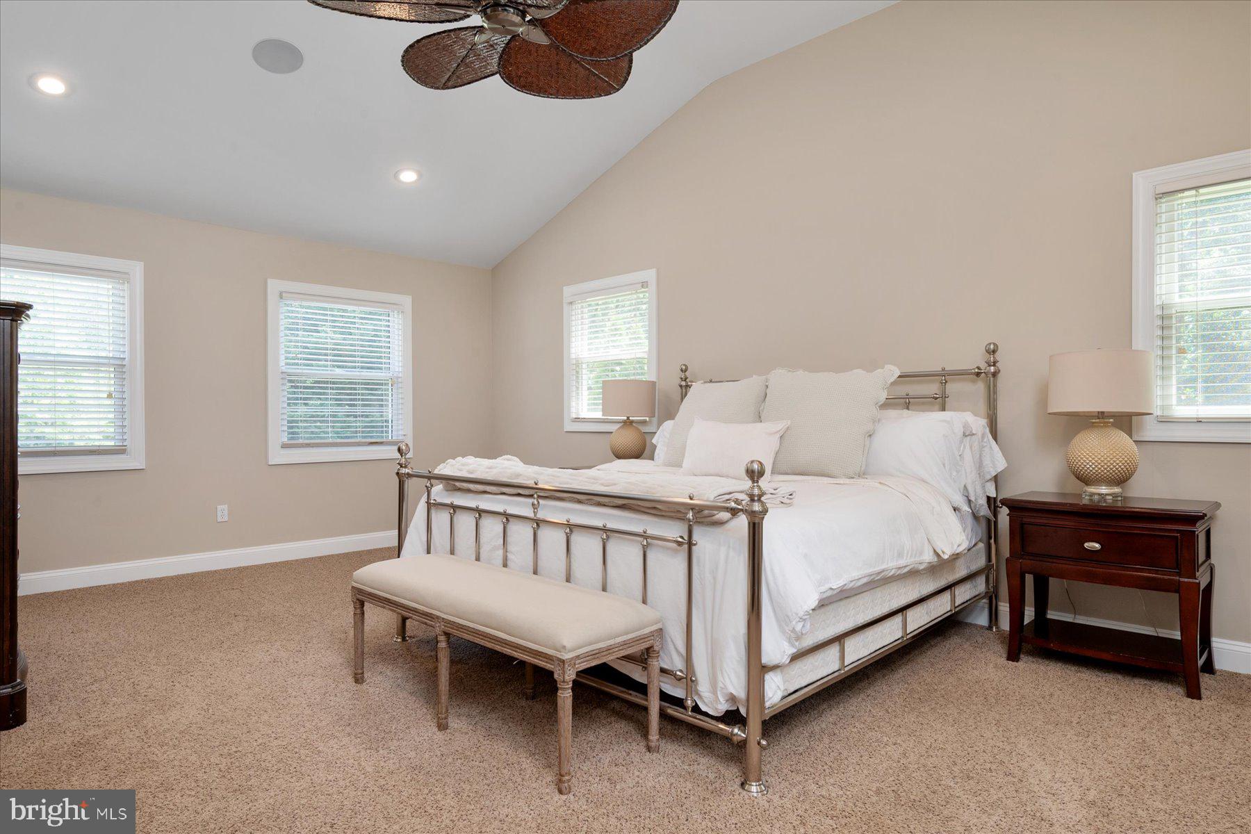 NORTH SHORE - Residential
