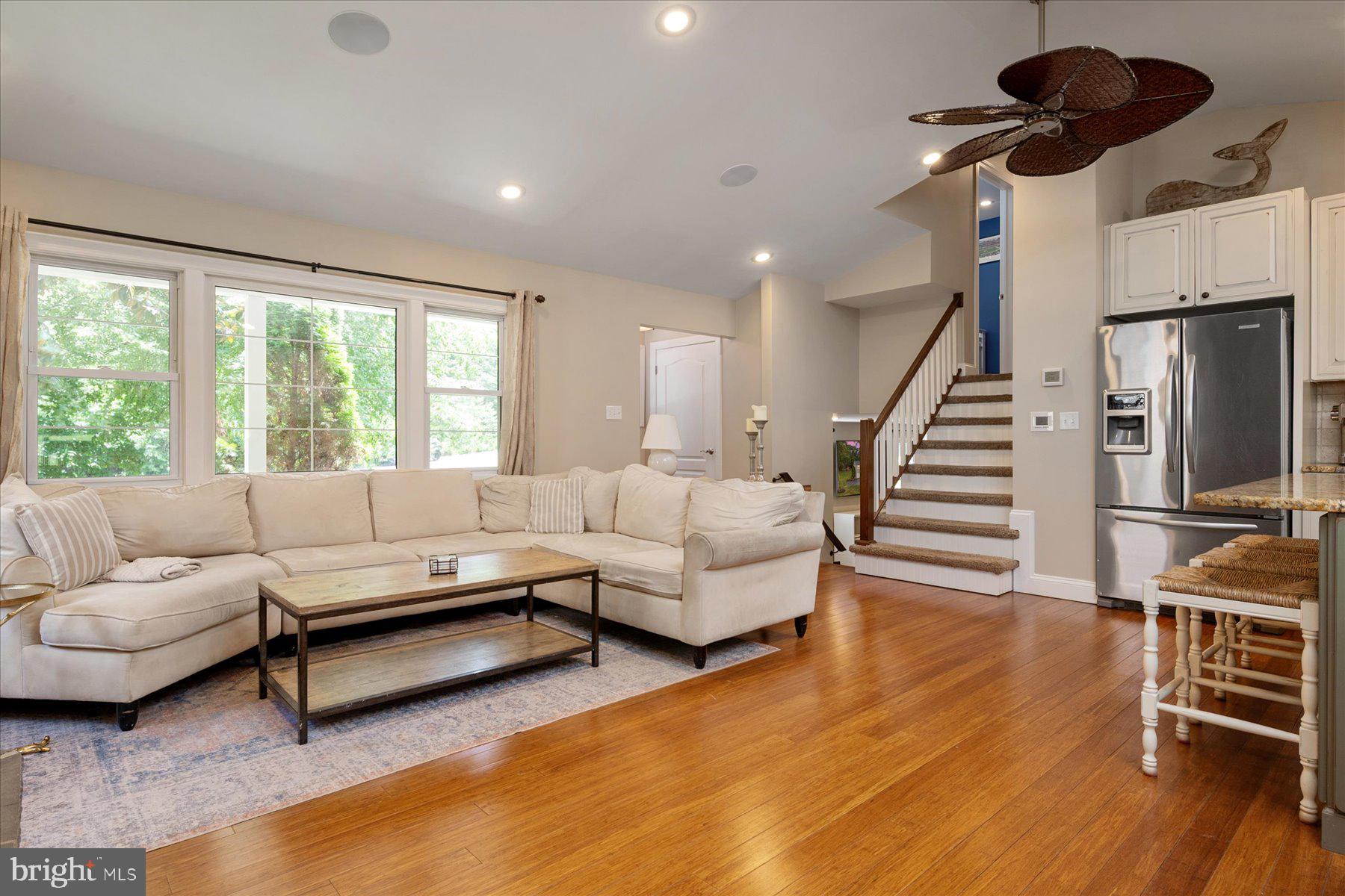 NORTH SHORE - Residential