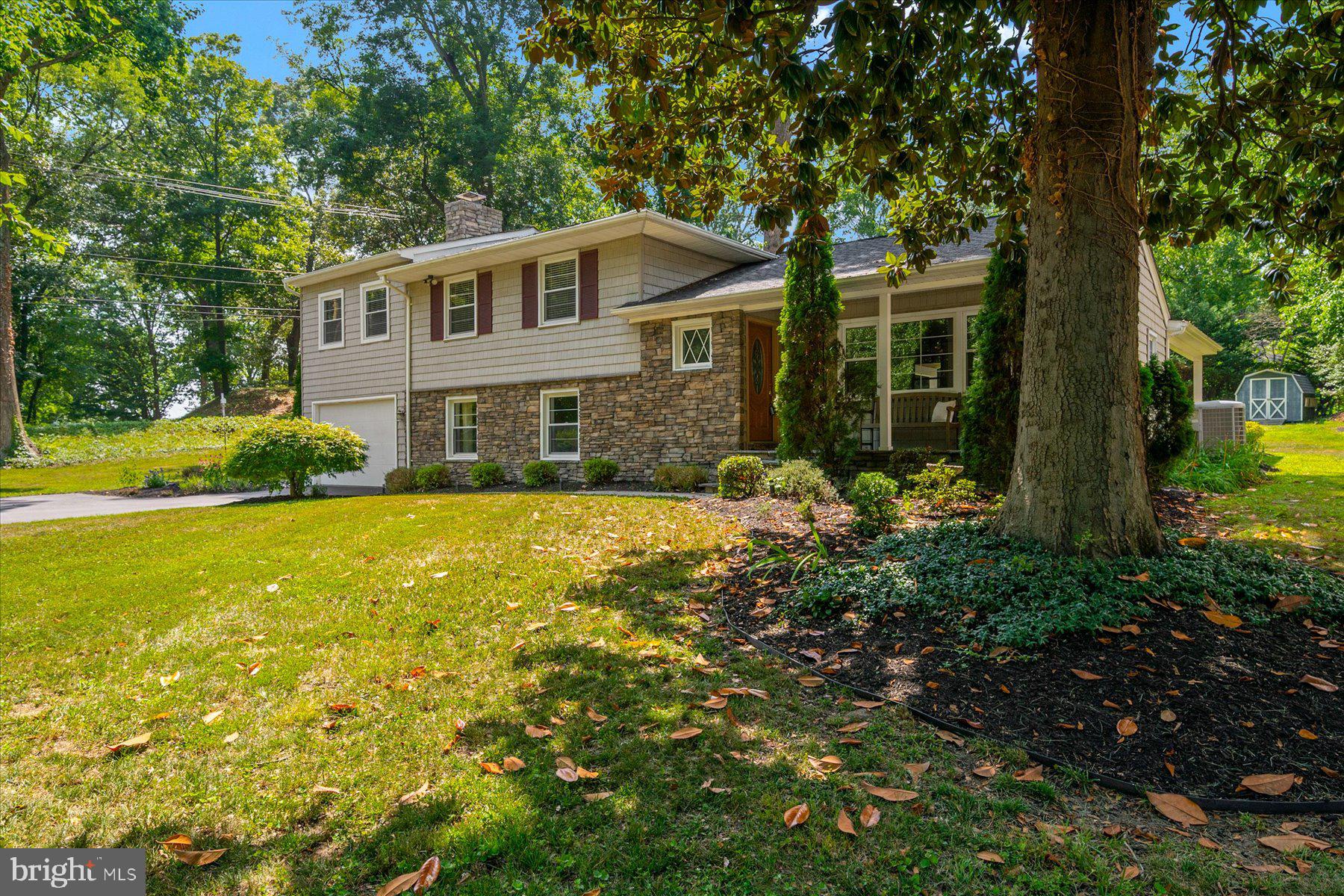 NORTH SHORE - Residential