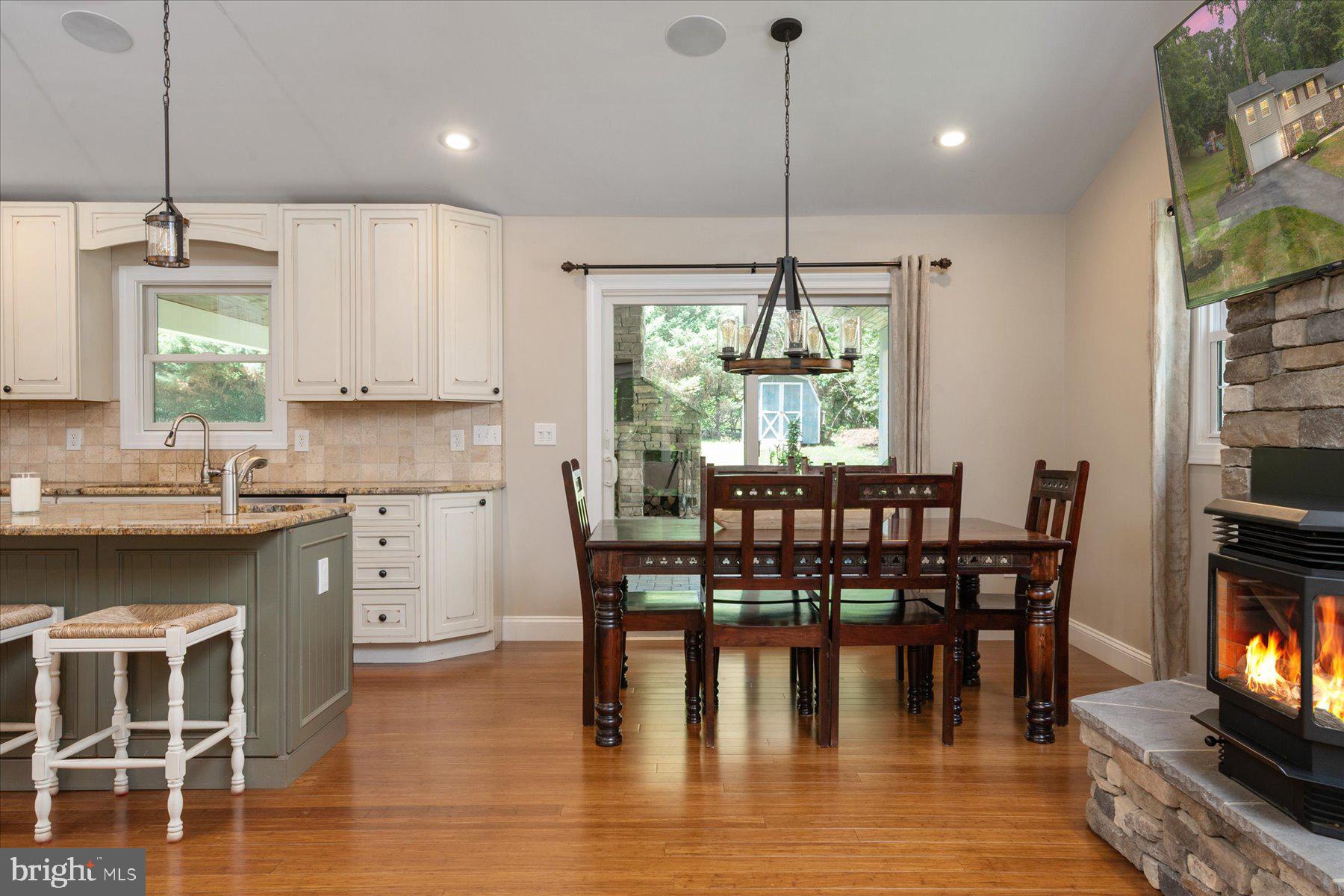 NORTH SHORE - Residential