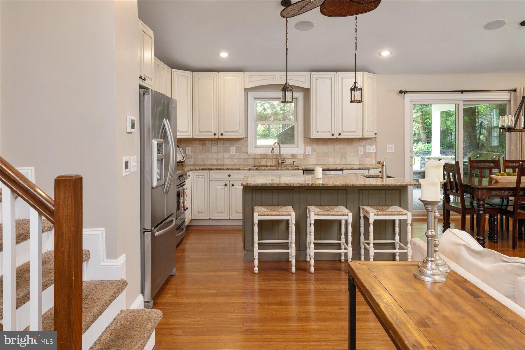NORTH SHORE - Residential