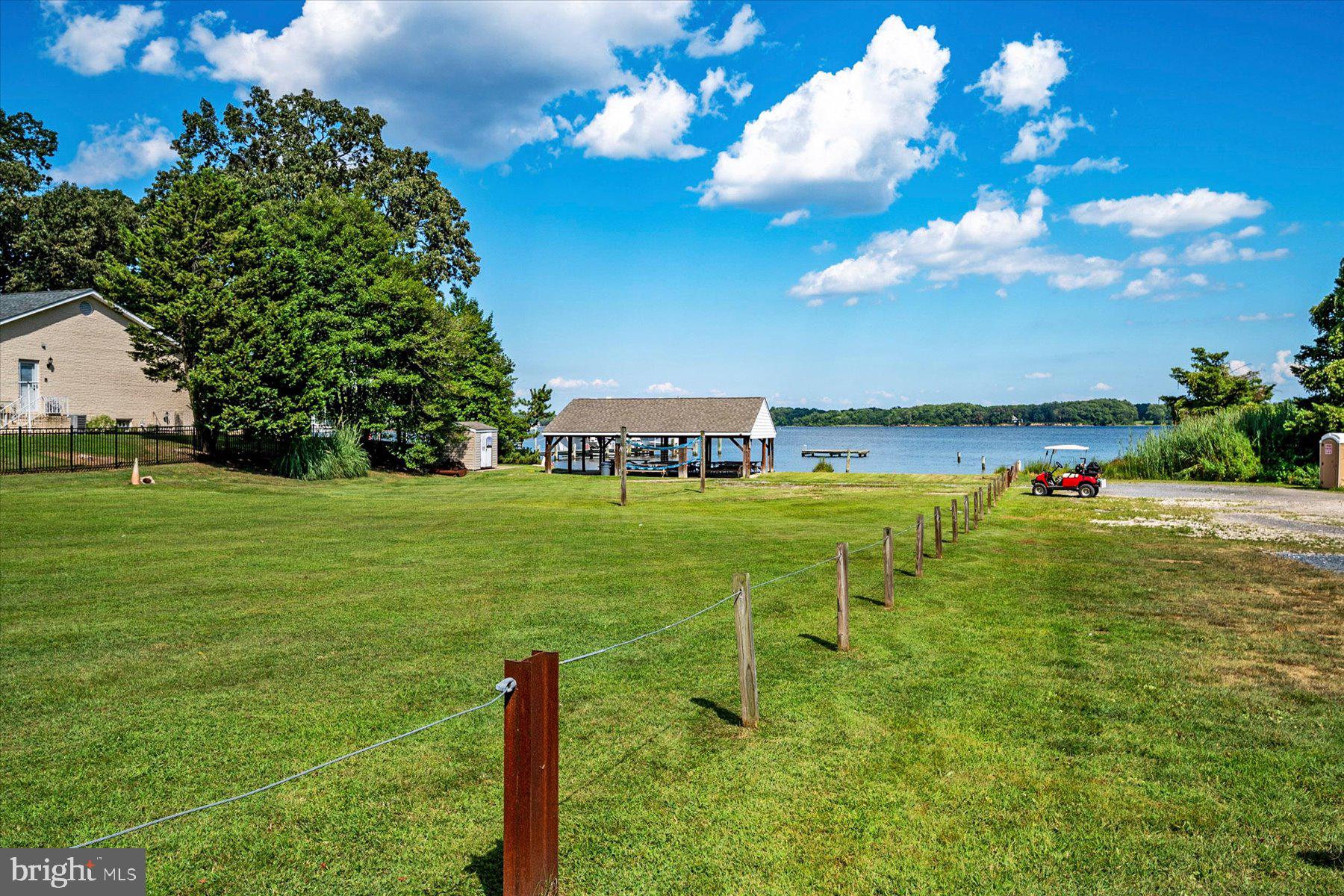 NORTH SHORE - Residential