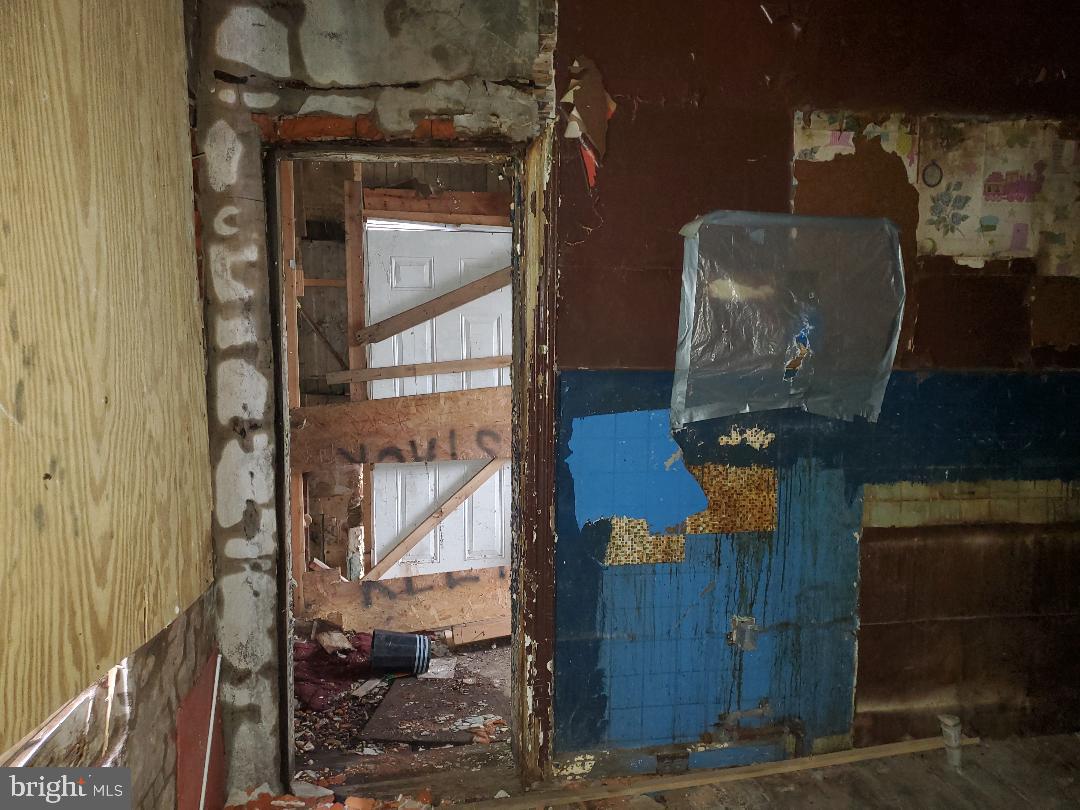 TEMPLE UNIVERSITY - Residential