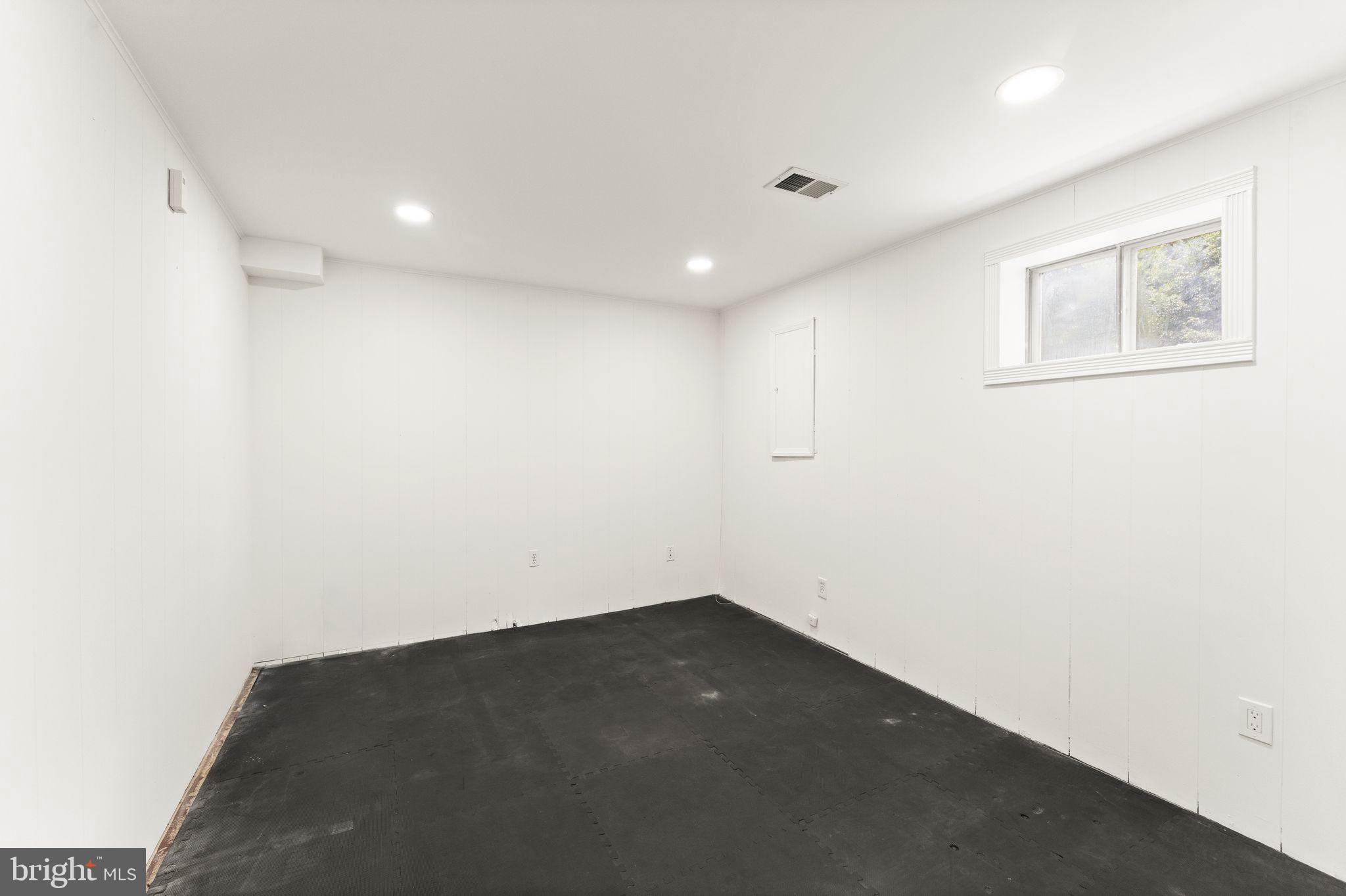 TATTERSALL - Residential