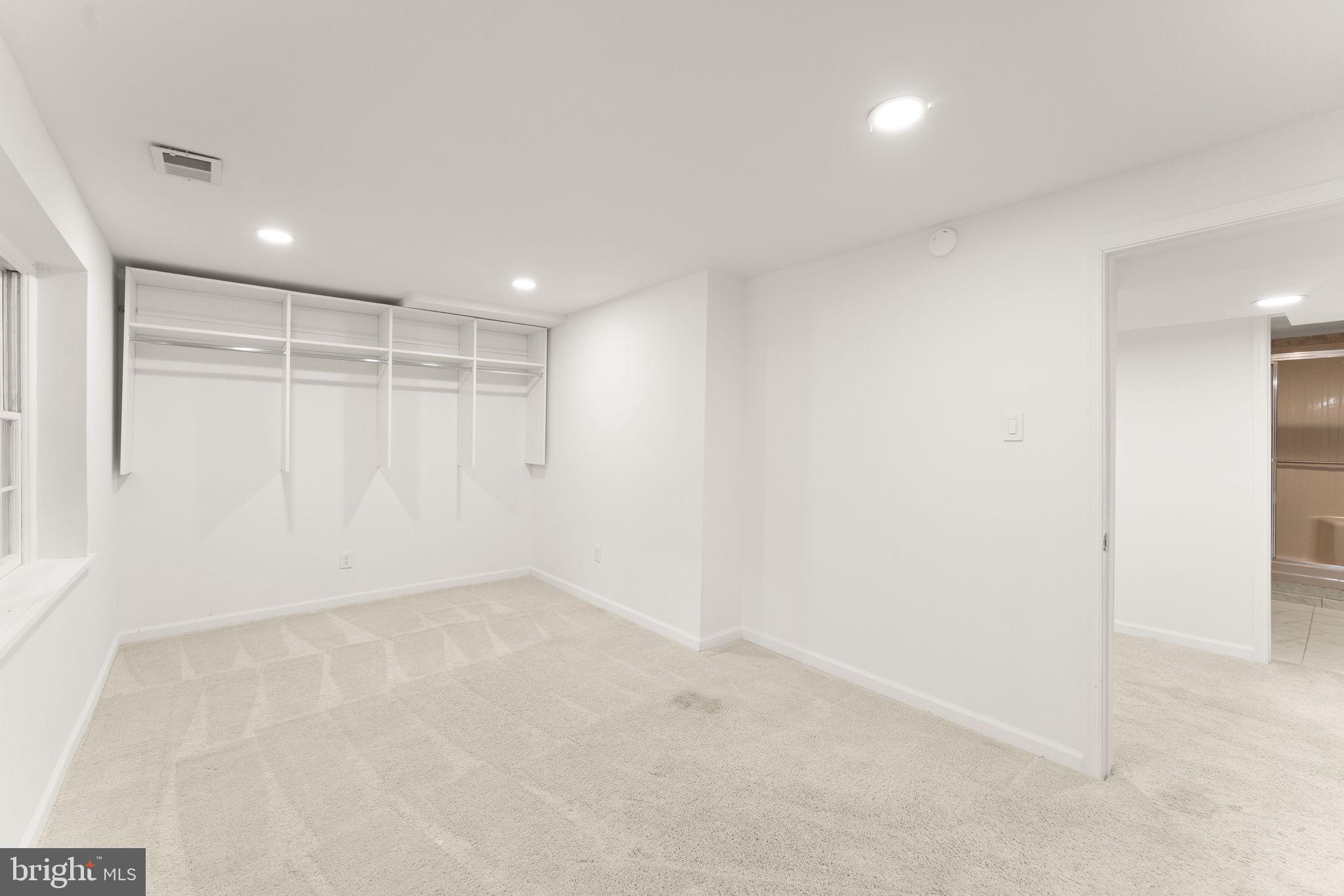TATTERSALL - Residential