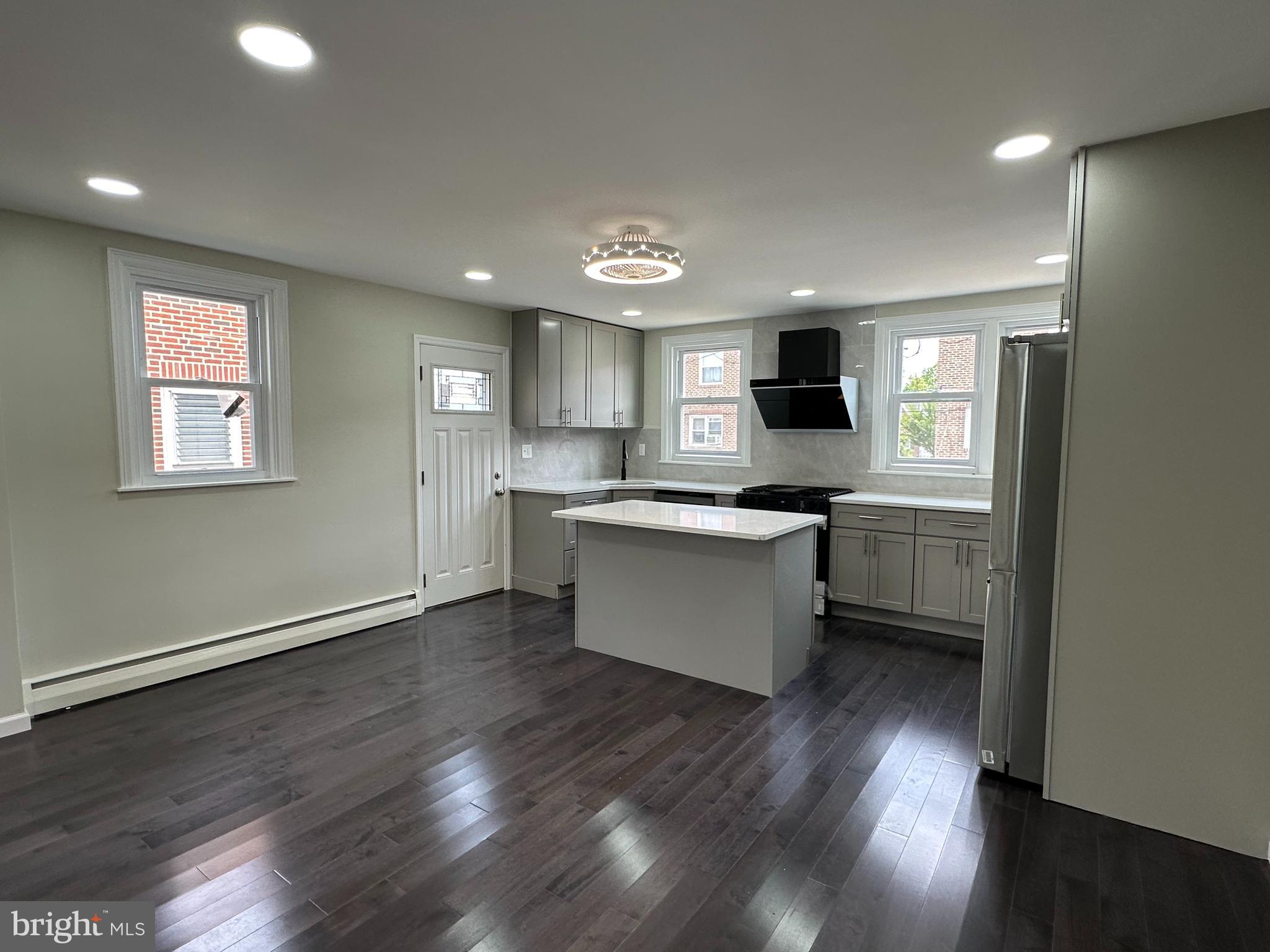 BELLS CORNER - Residential