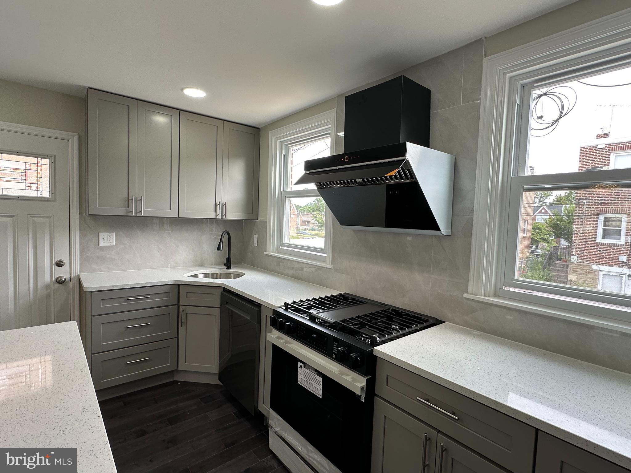 BELLS CORNER - Residential