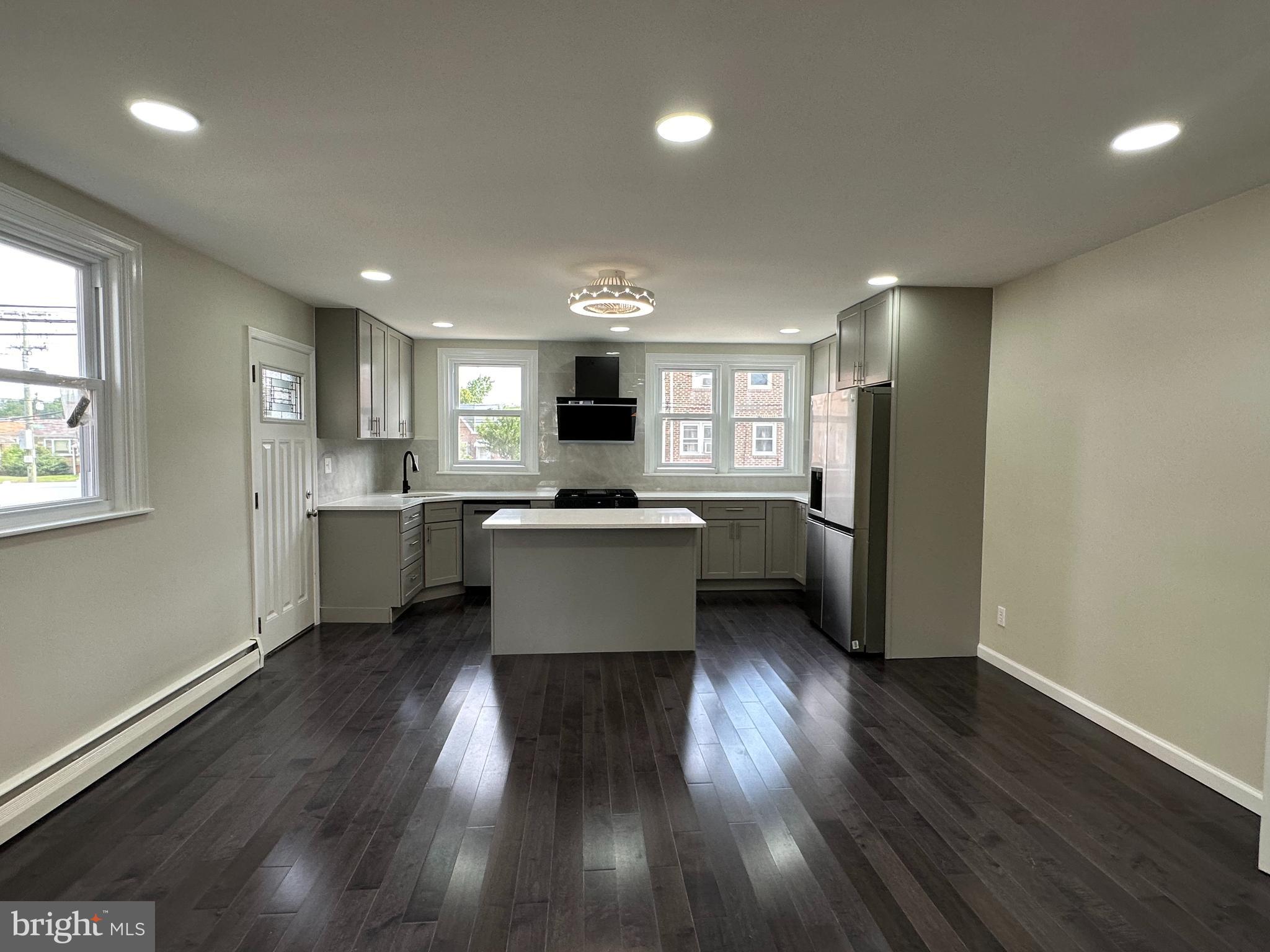 BELLS CORNER - Residential
