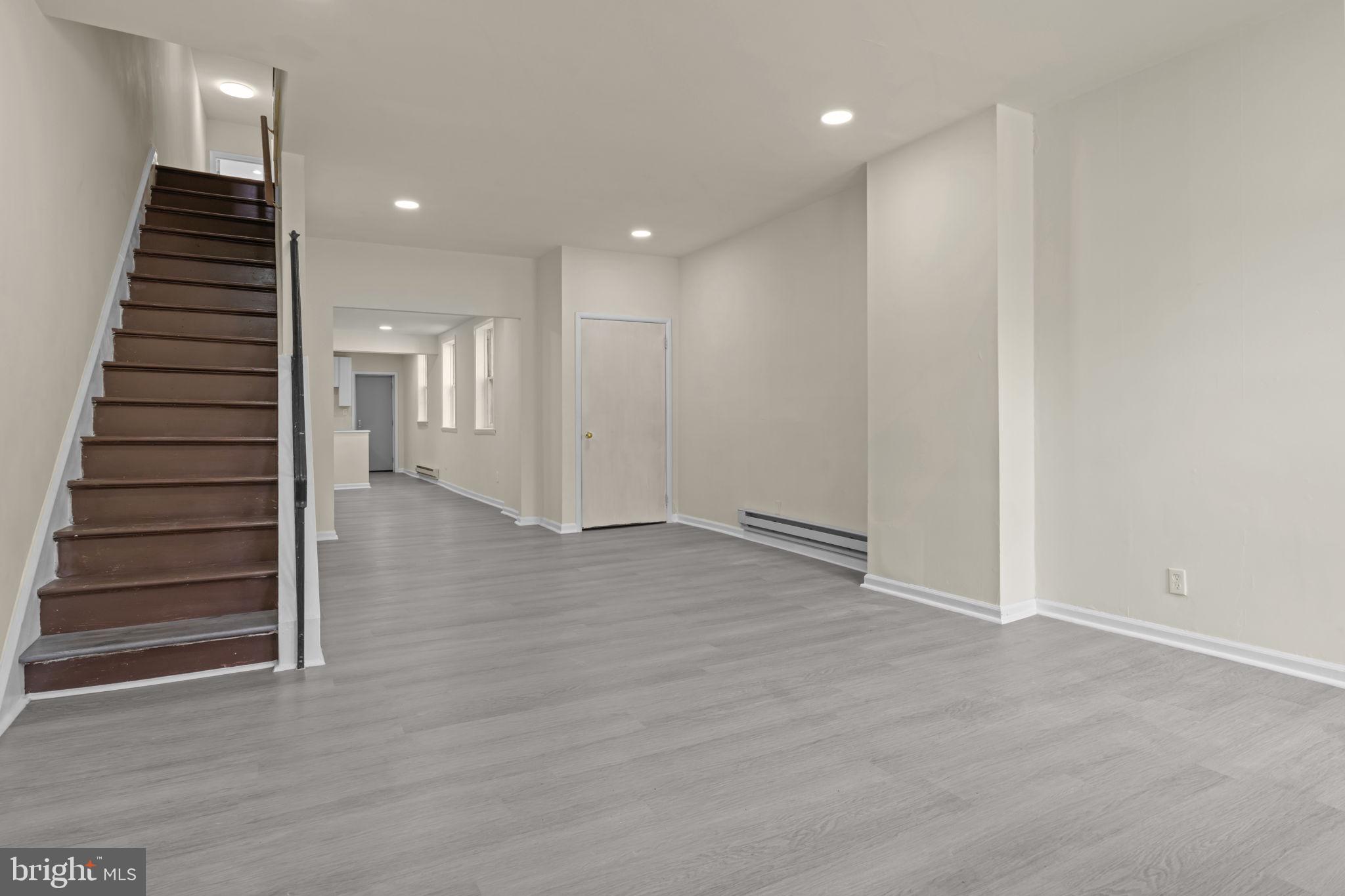 SHARSWOOD - Residential