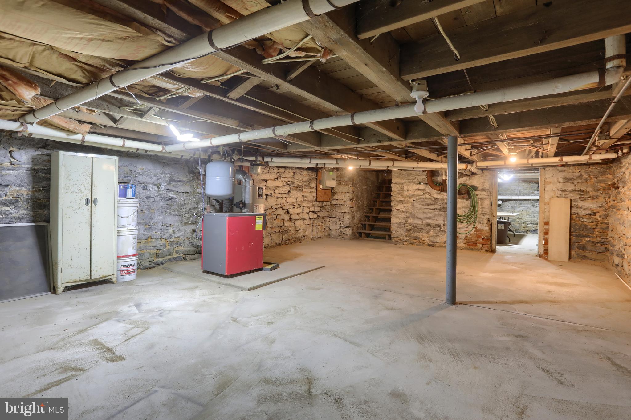 2ND WARD LEBANON CITY - Residential