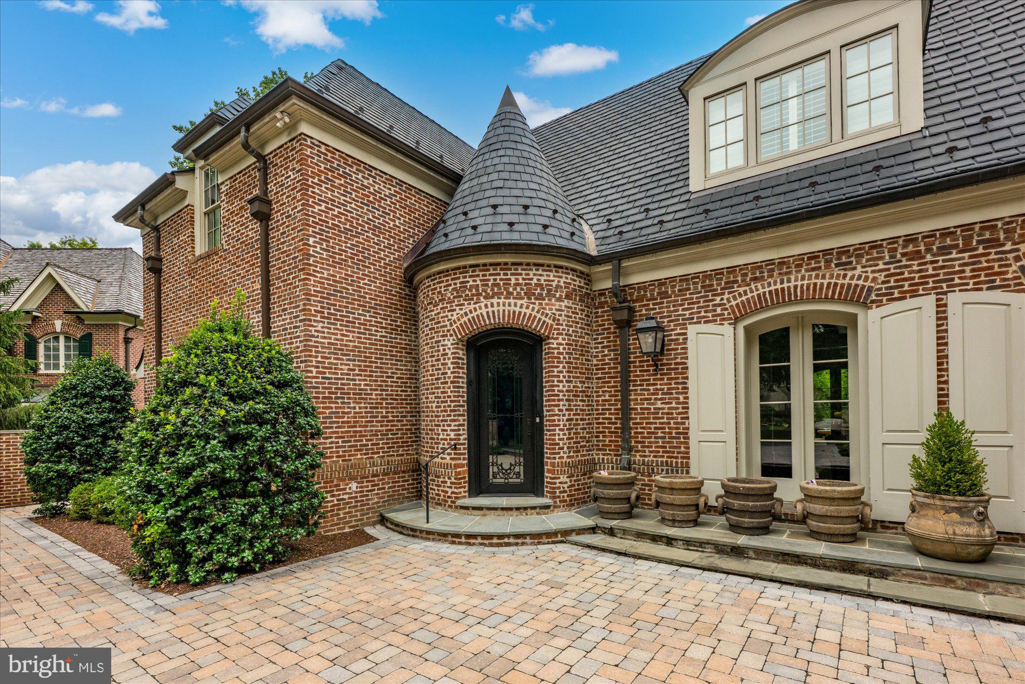 AVENEL - Residential