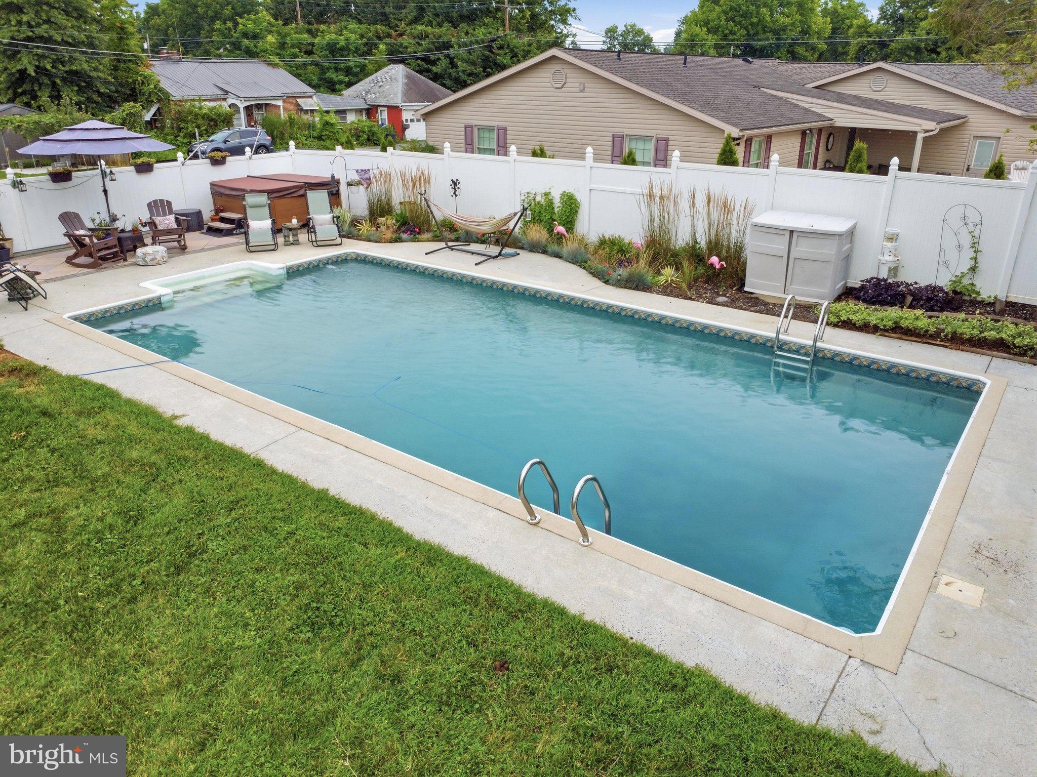 WILLIAMSPORT - Residential