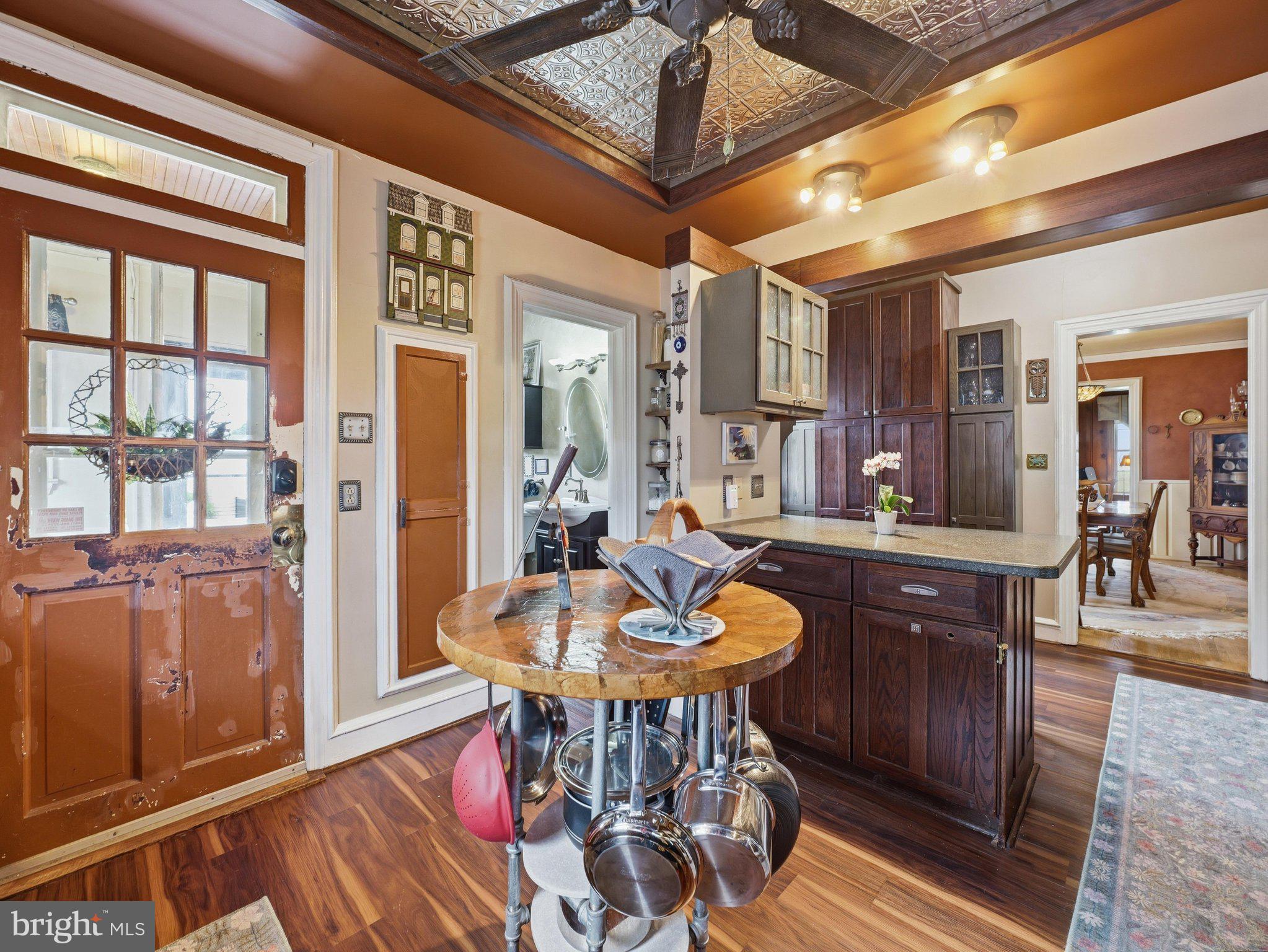 WILLIAMSPORT - Residential