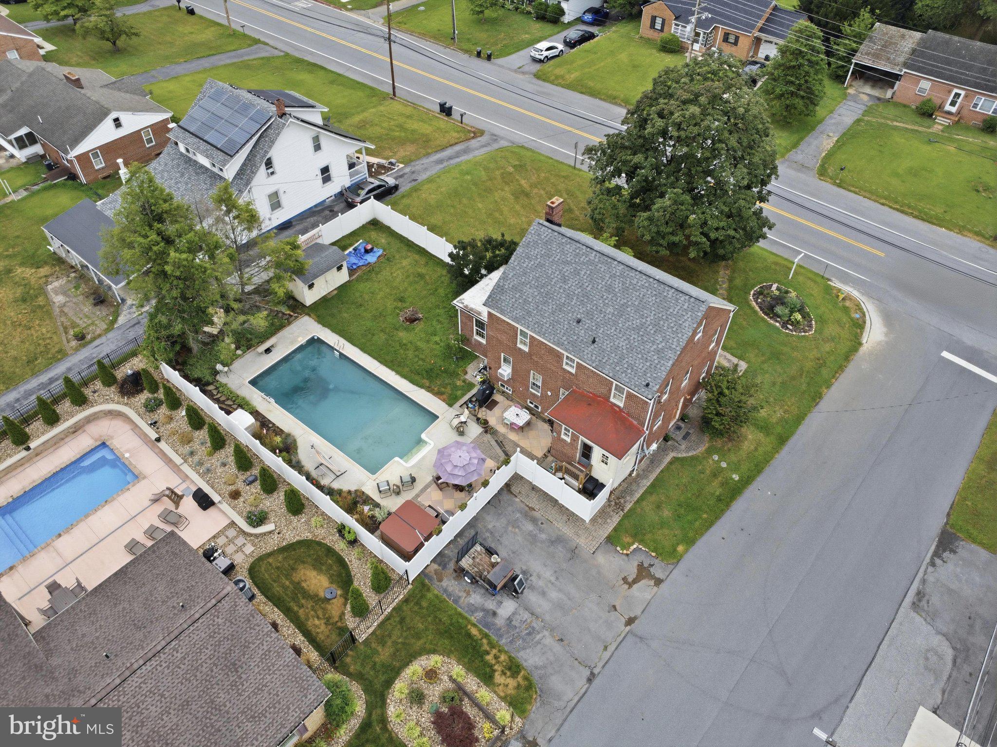 WILLIAMSPORT - Residential
