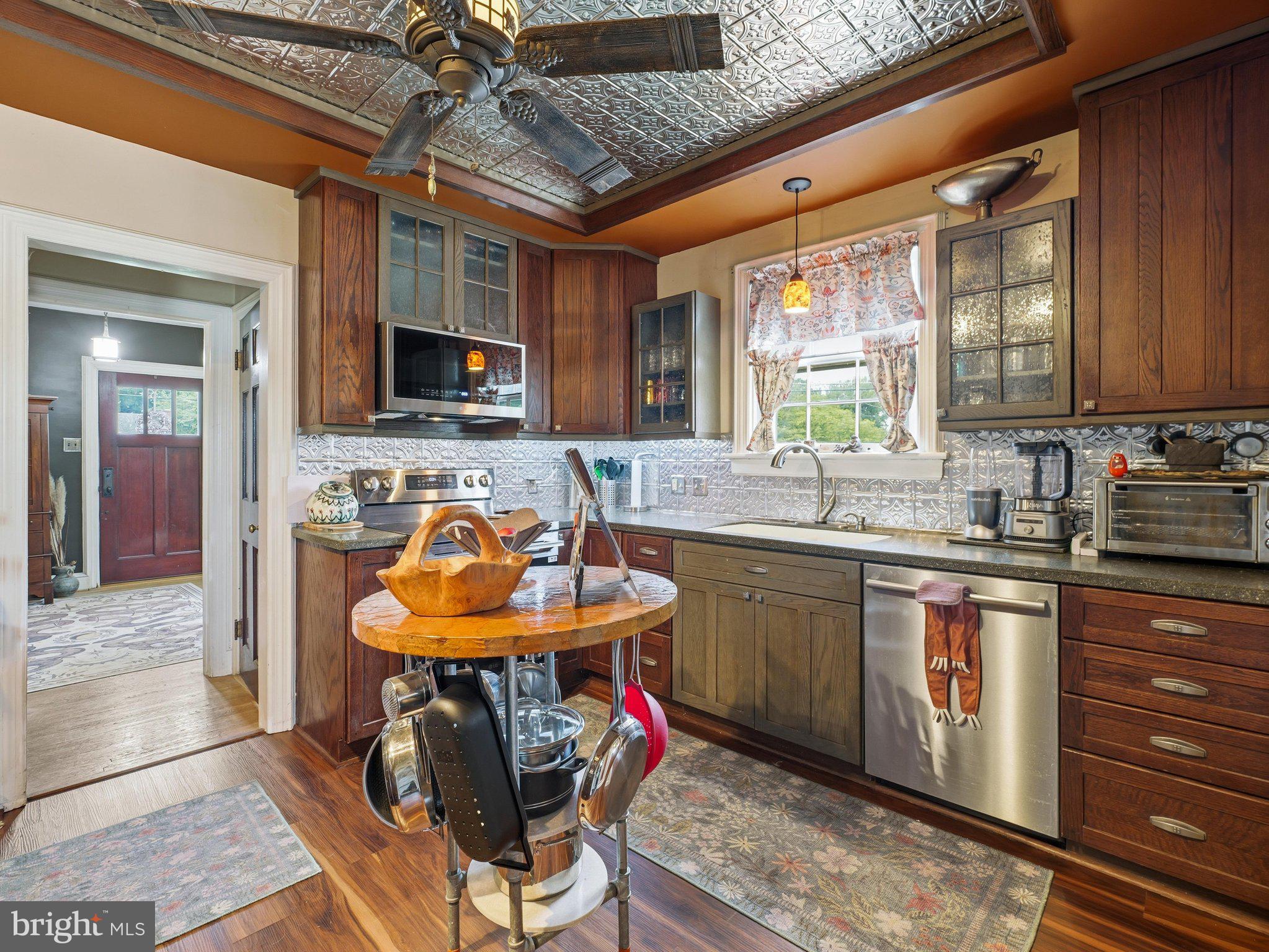 WILLIAMSPORT - Residential