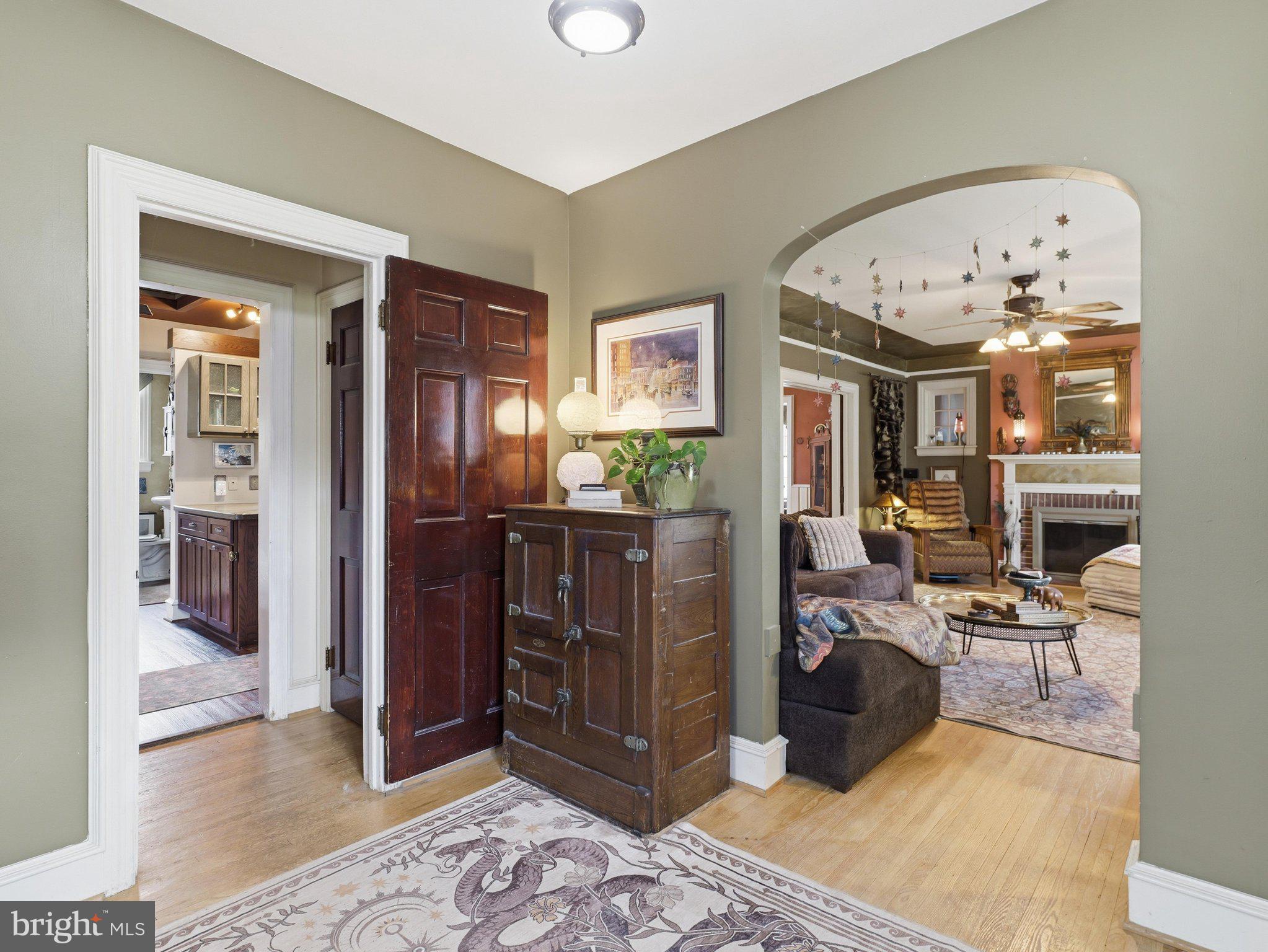 WILLIAMSPORT - Residential