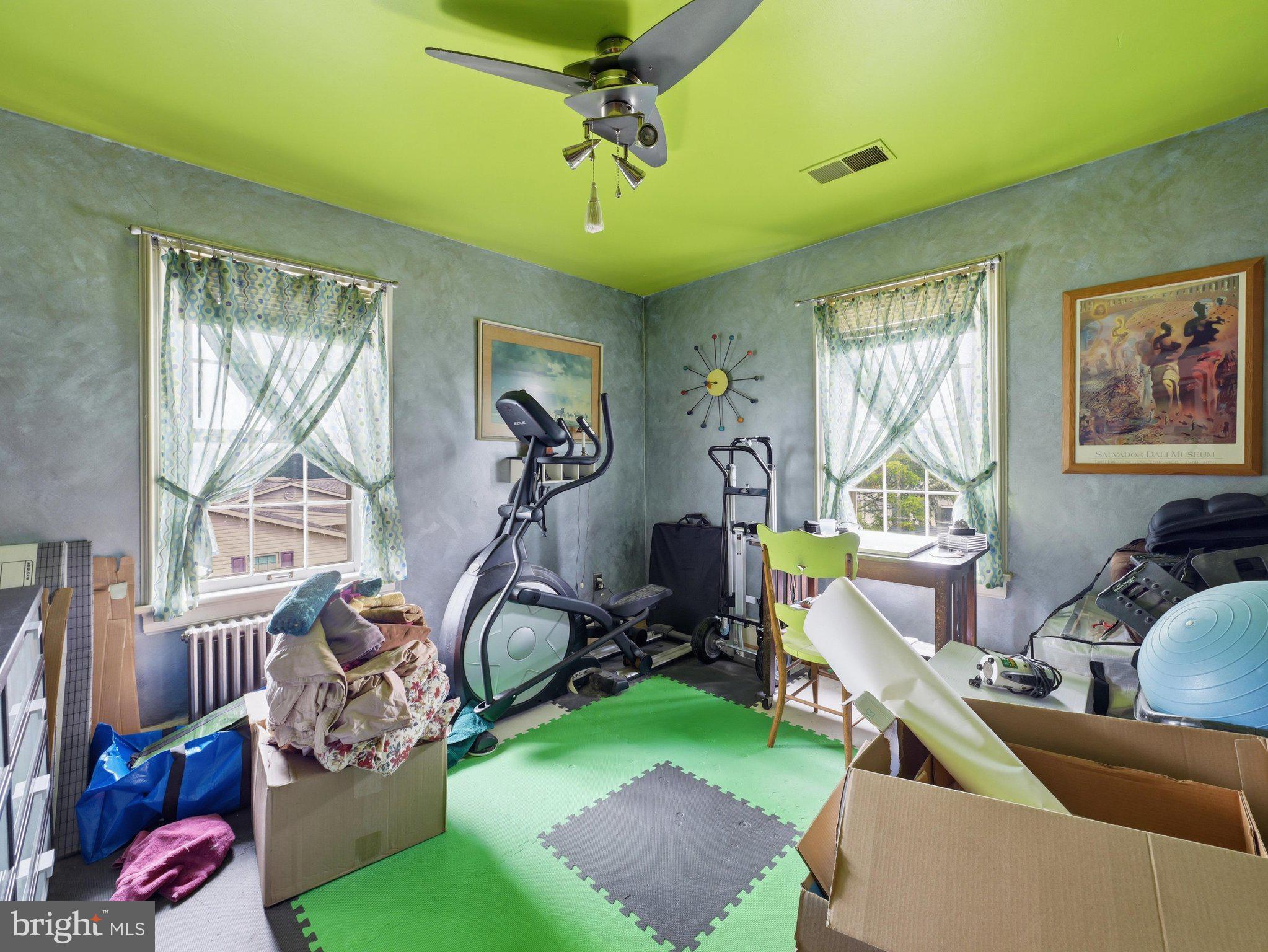 WILLIAMSPORT - Residential