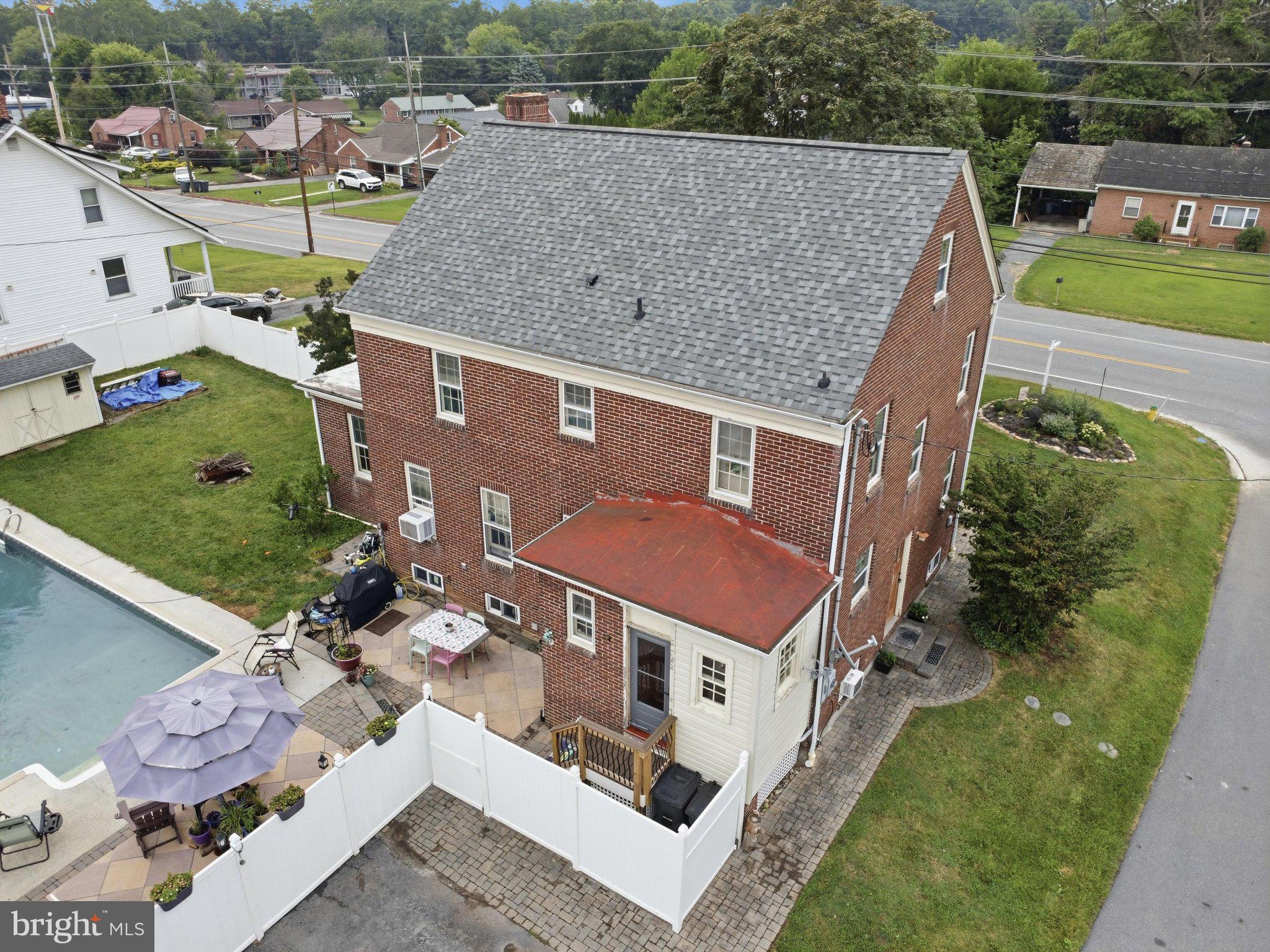 WILLIAMSPORT - Residential