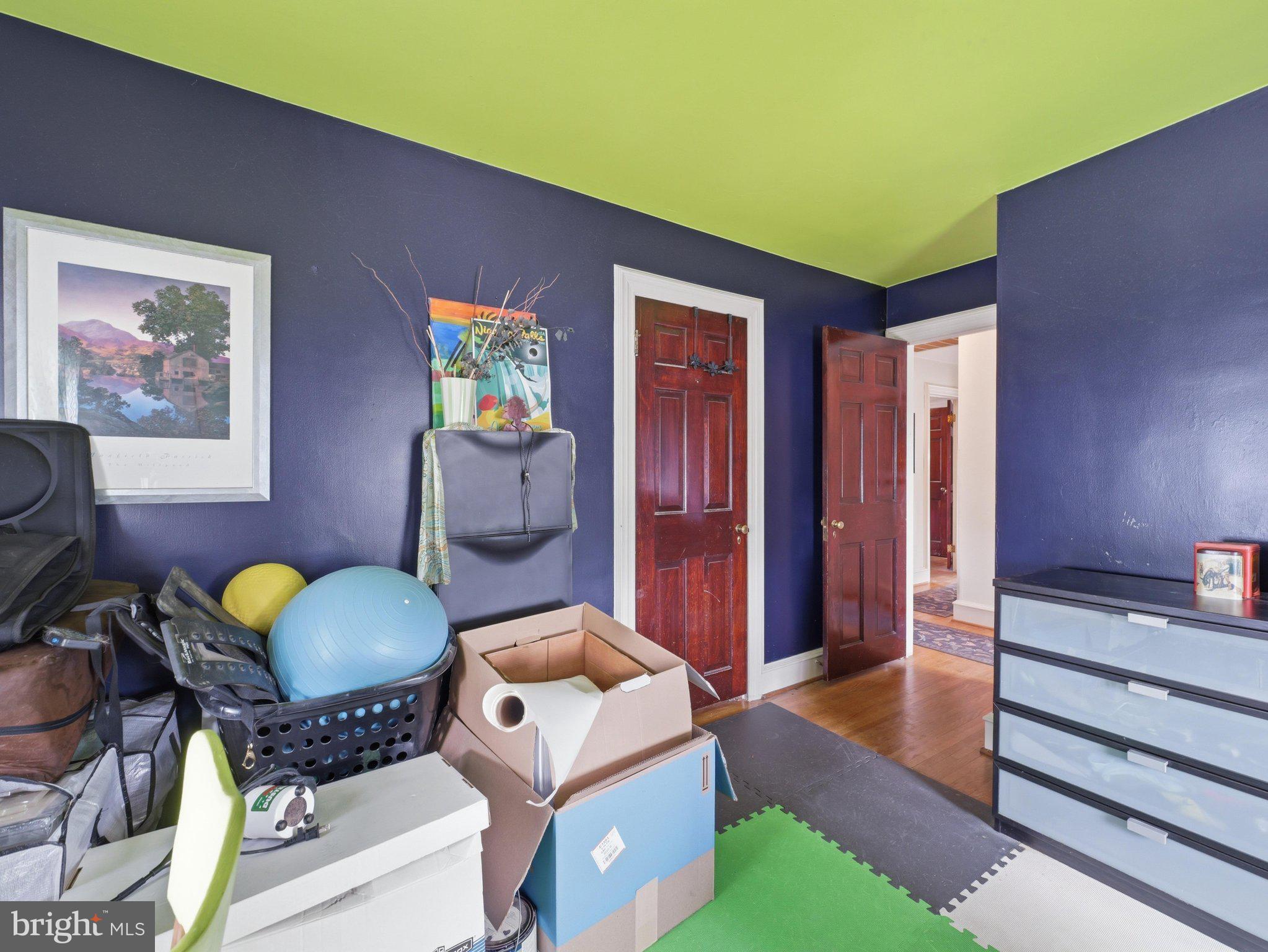WILLIAMSPORT - Residential