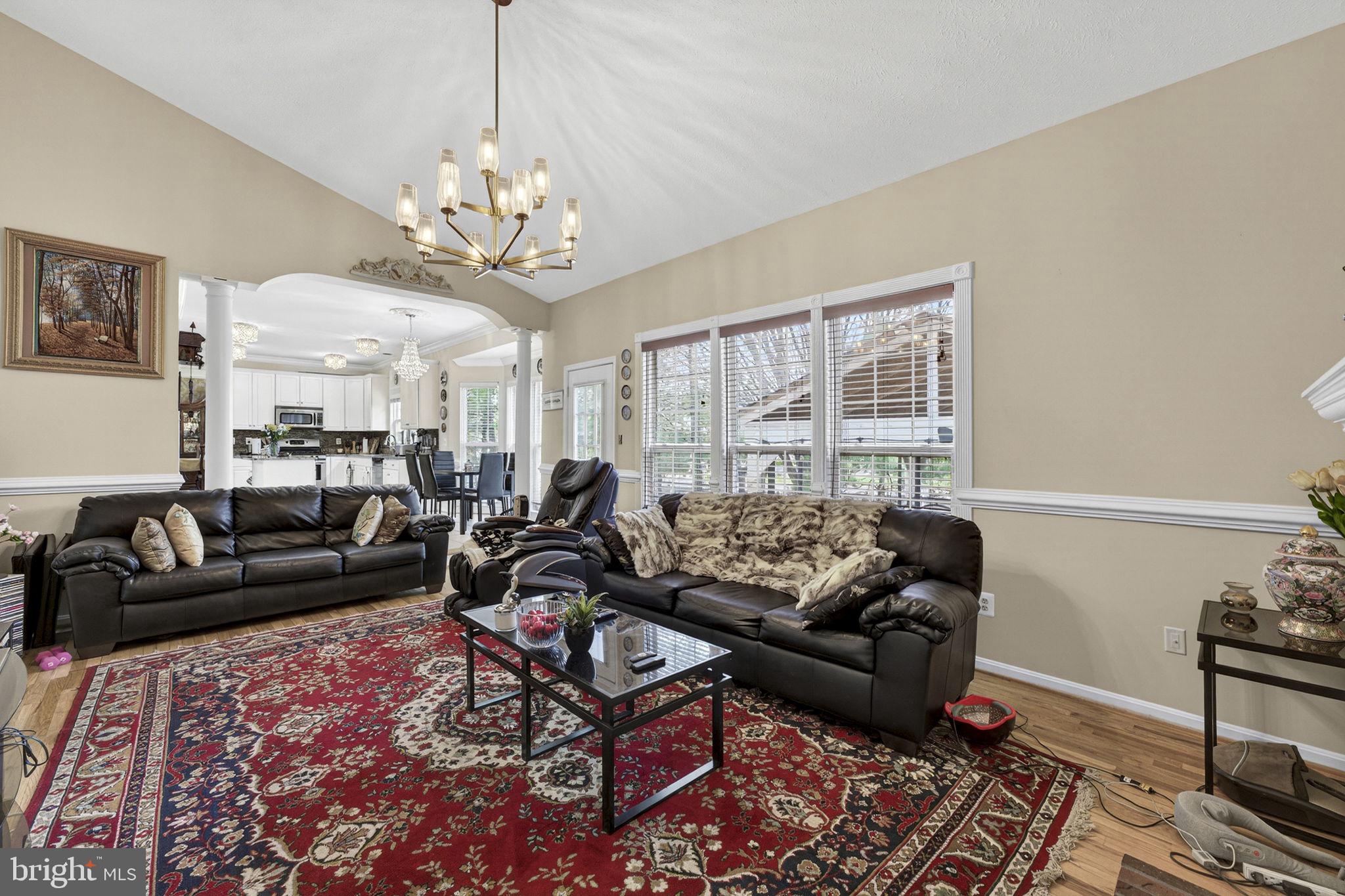 GREAT FALLS CHASE - Residential