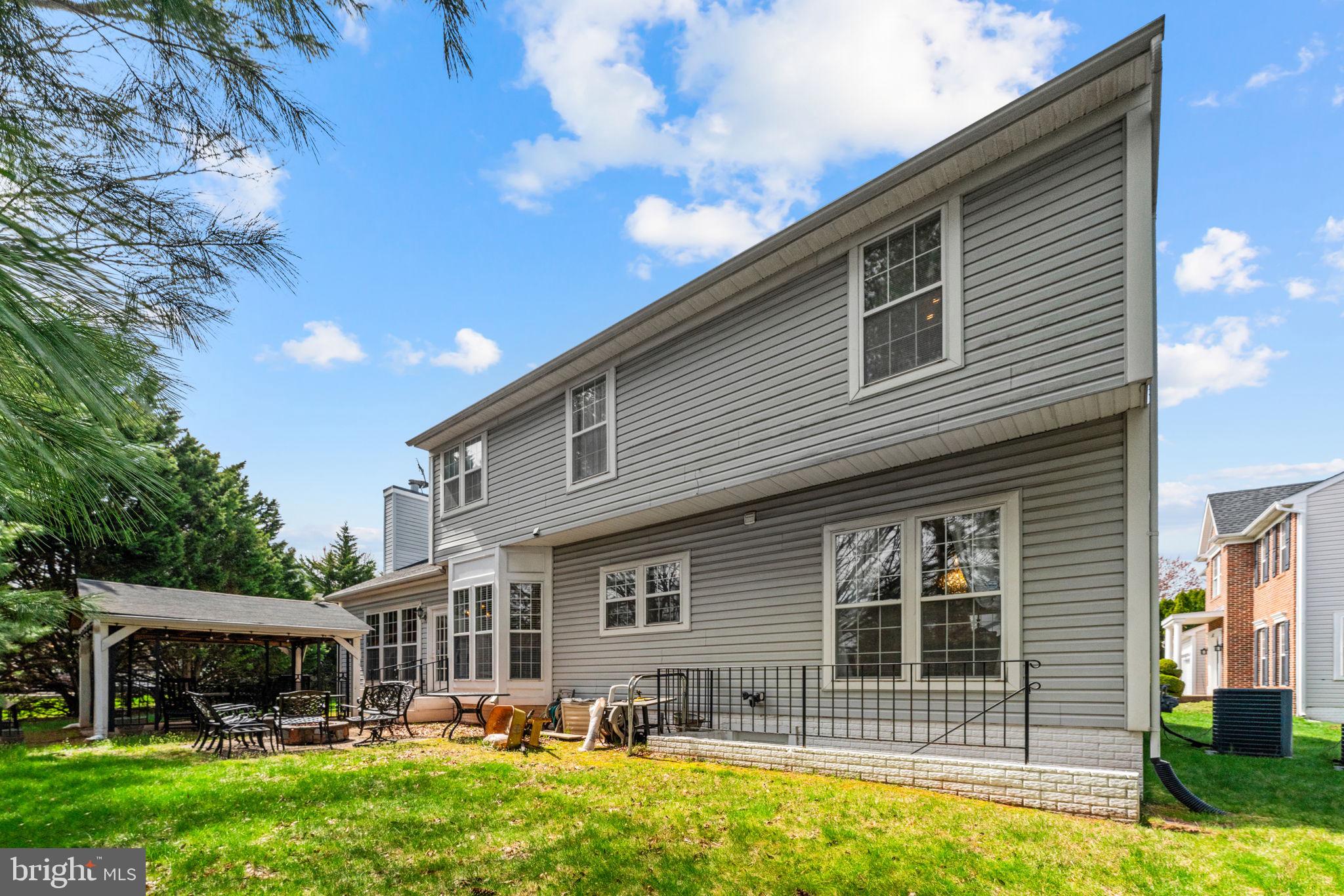 GREAT FALLS CHASE - Residential