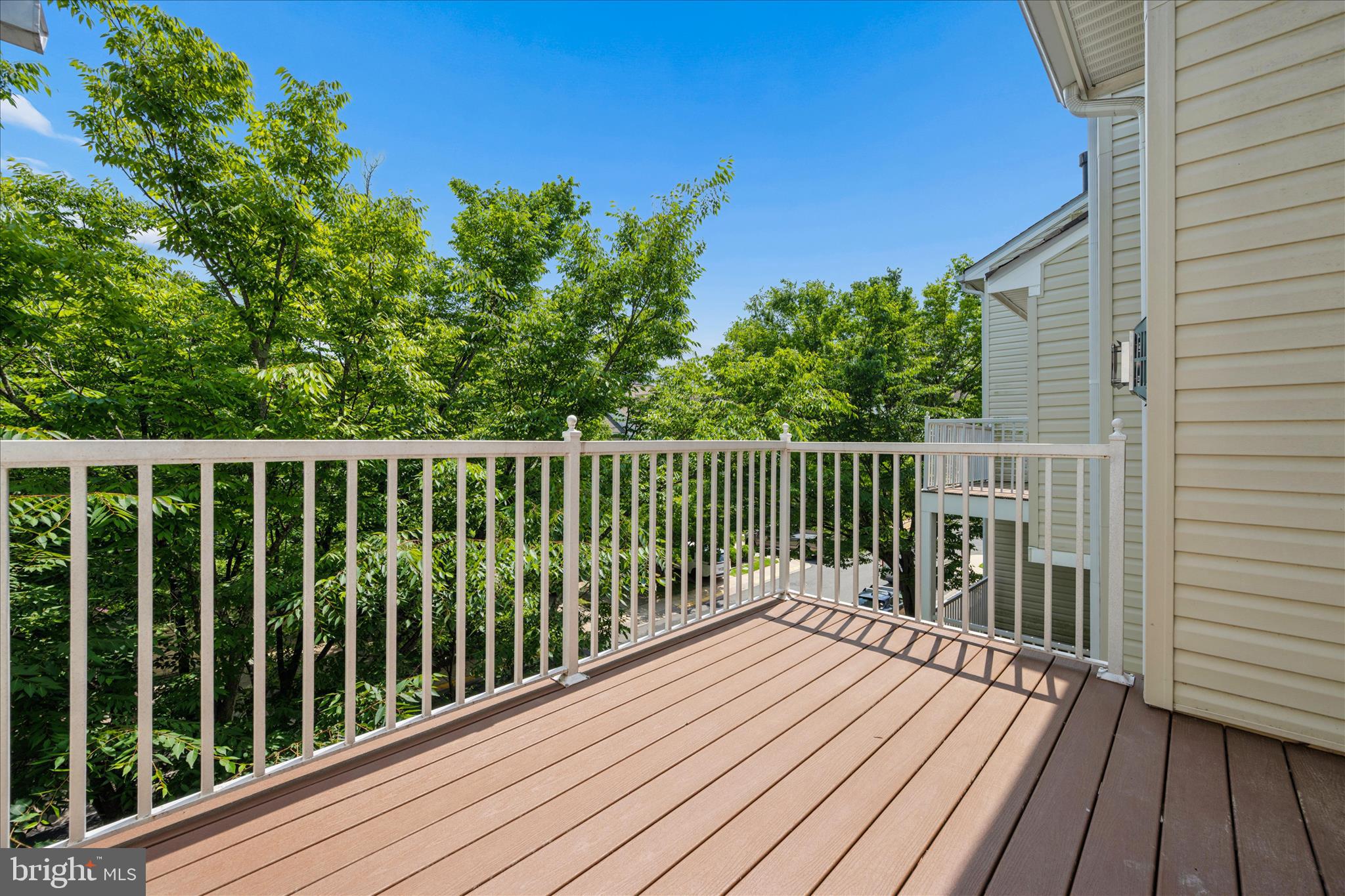 CLOVERLEAF CENTER - Residential