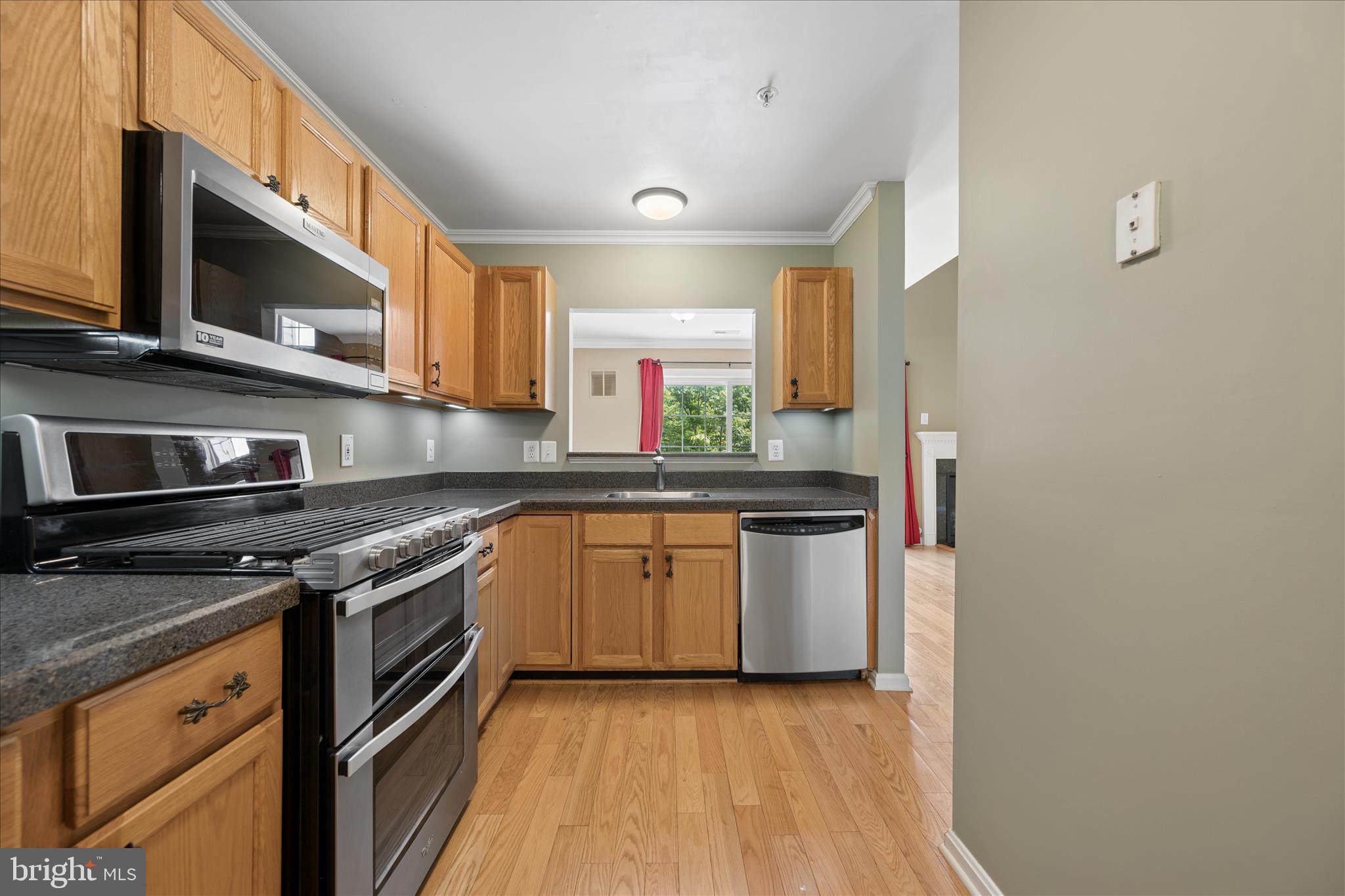 CLOVERLEAF CENTER - Residential
