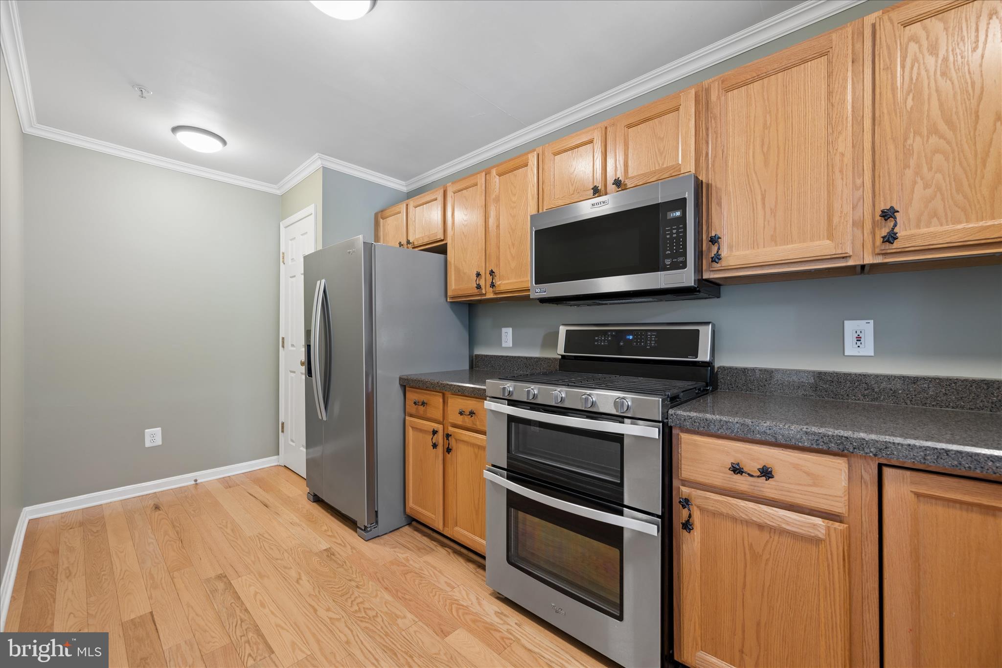 CLOVERLEAF CENTER - Residential