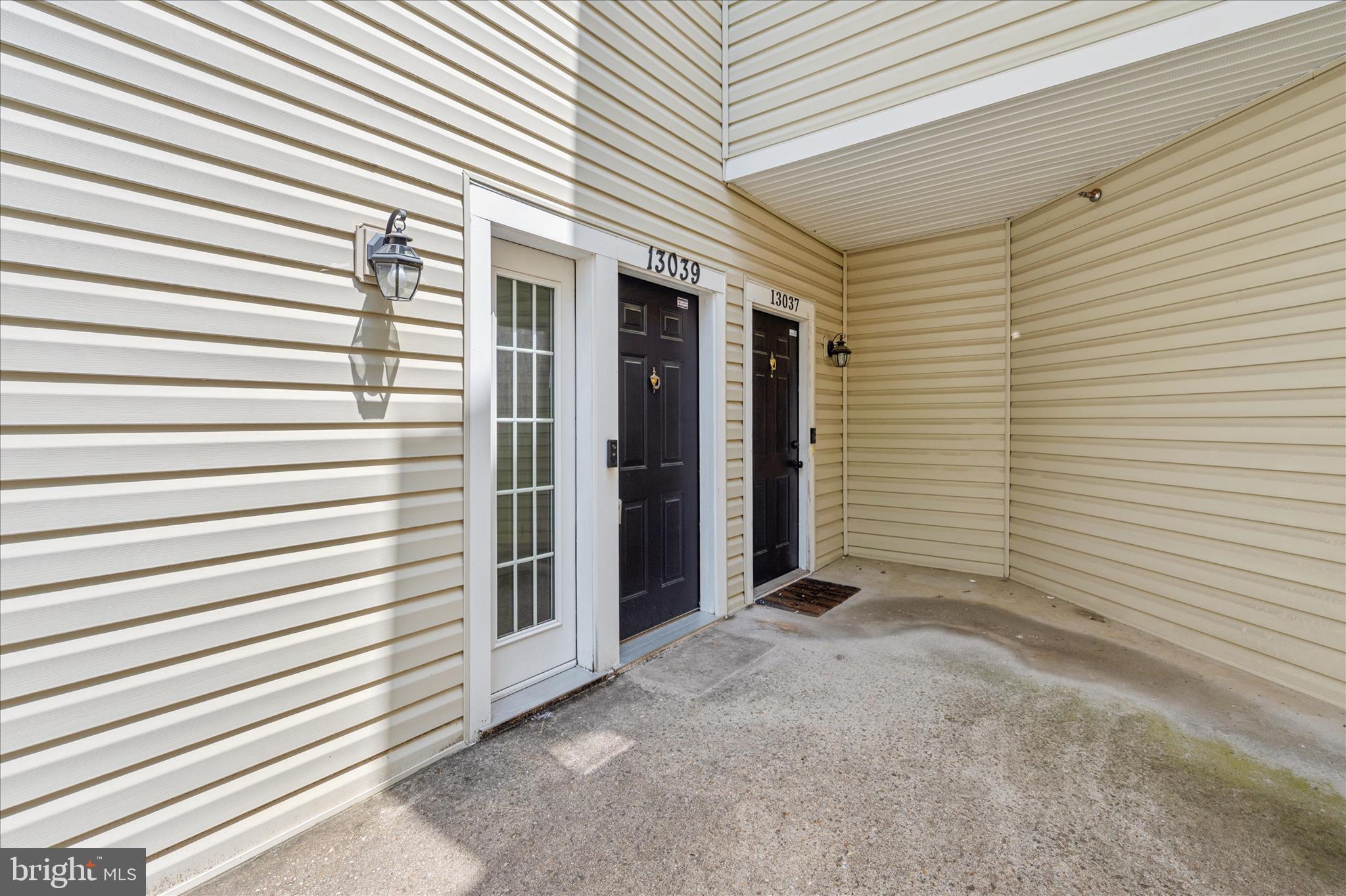 CLOVERLEAF CENTER - Residential