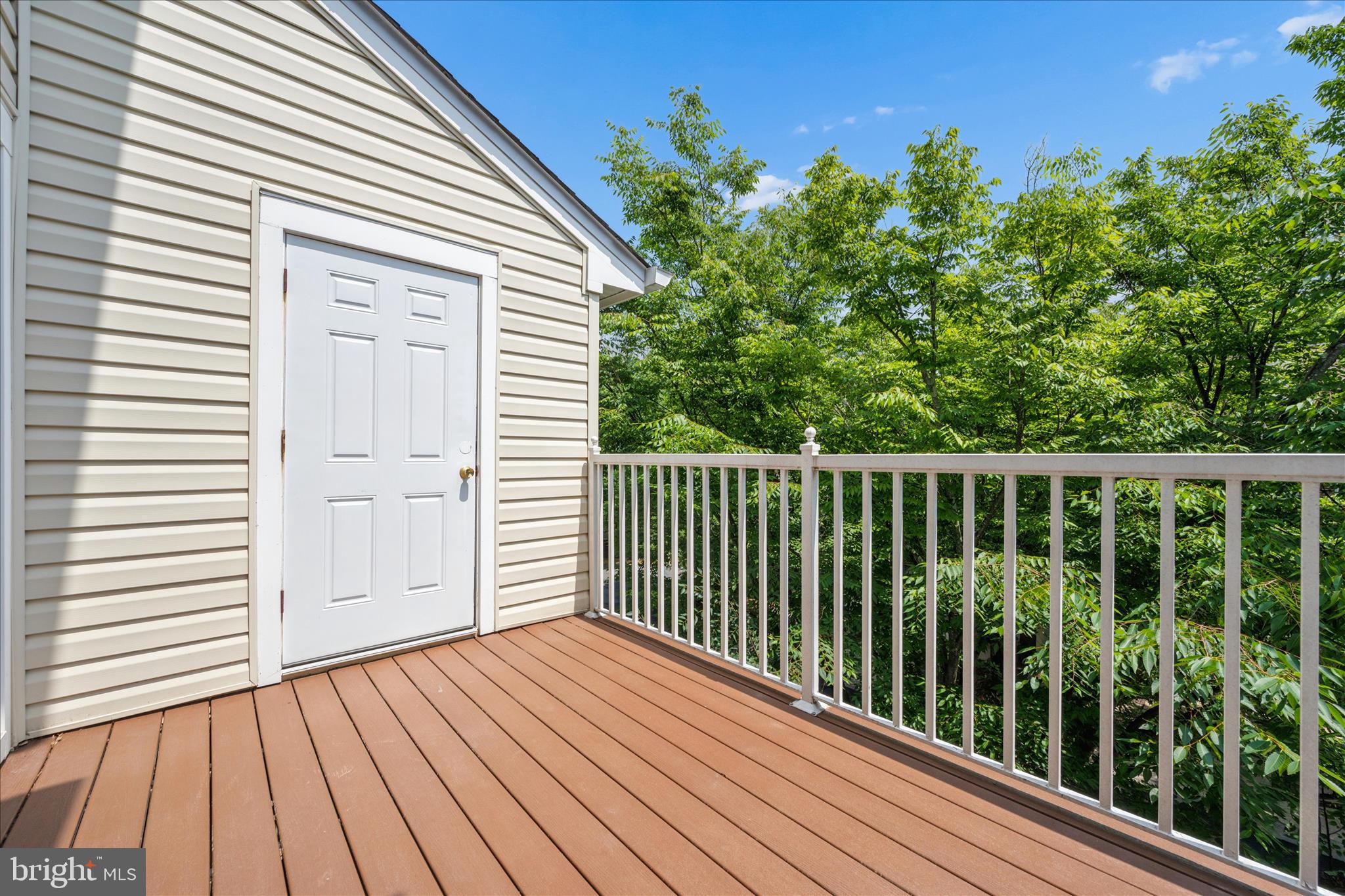 CLOVERLEAF CENTER - Residential