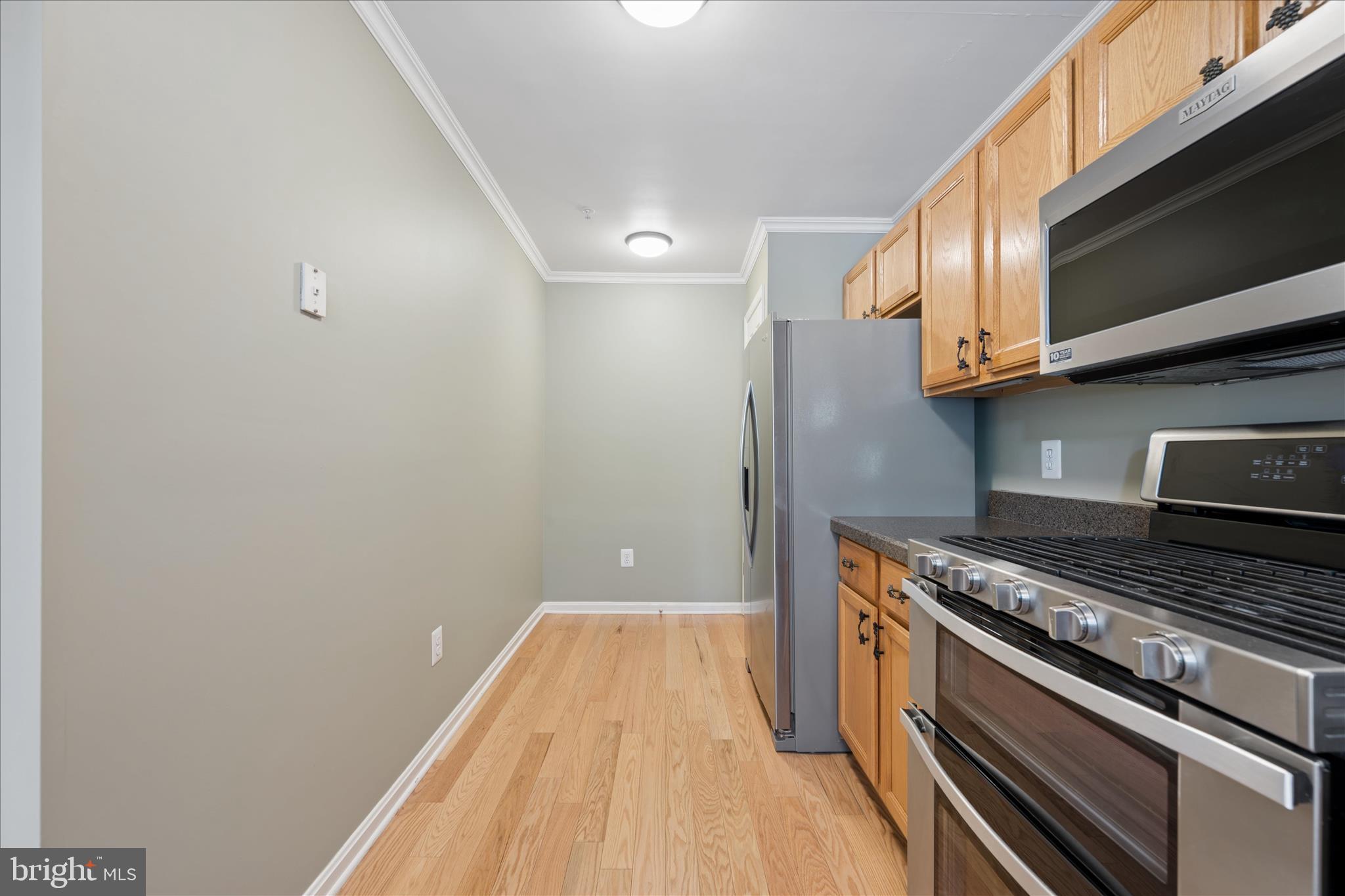 CLOVERLEAF CENTER - Residential