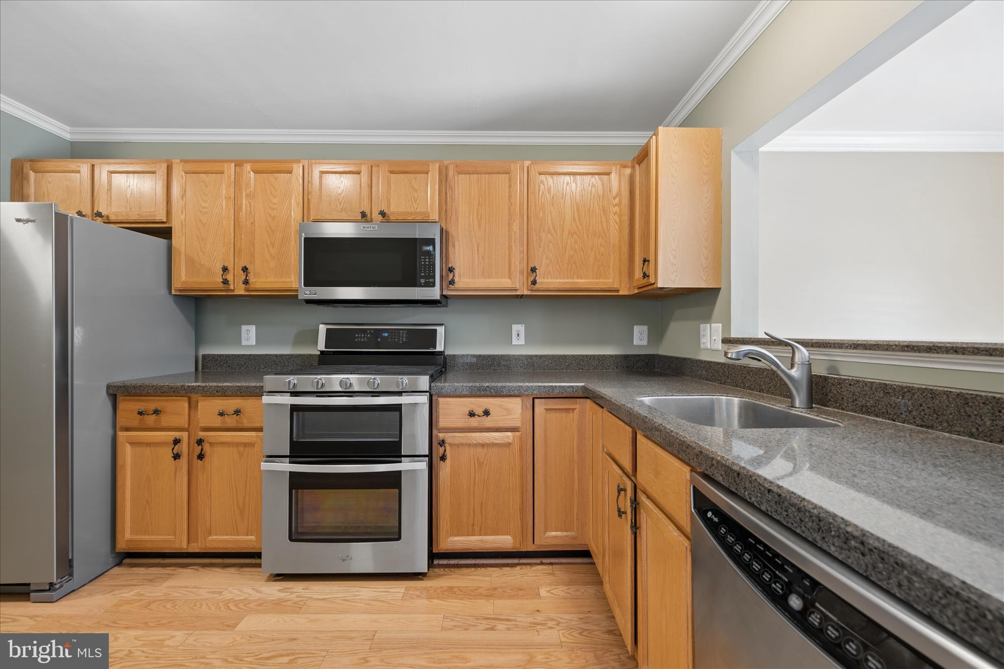 CLOVERLEAF CENTER - Residential
