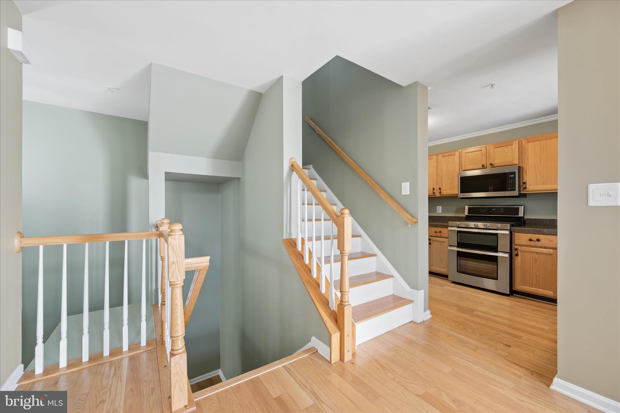 CLOVERLEAF CENTER - Residential