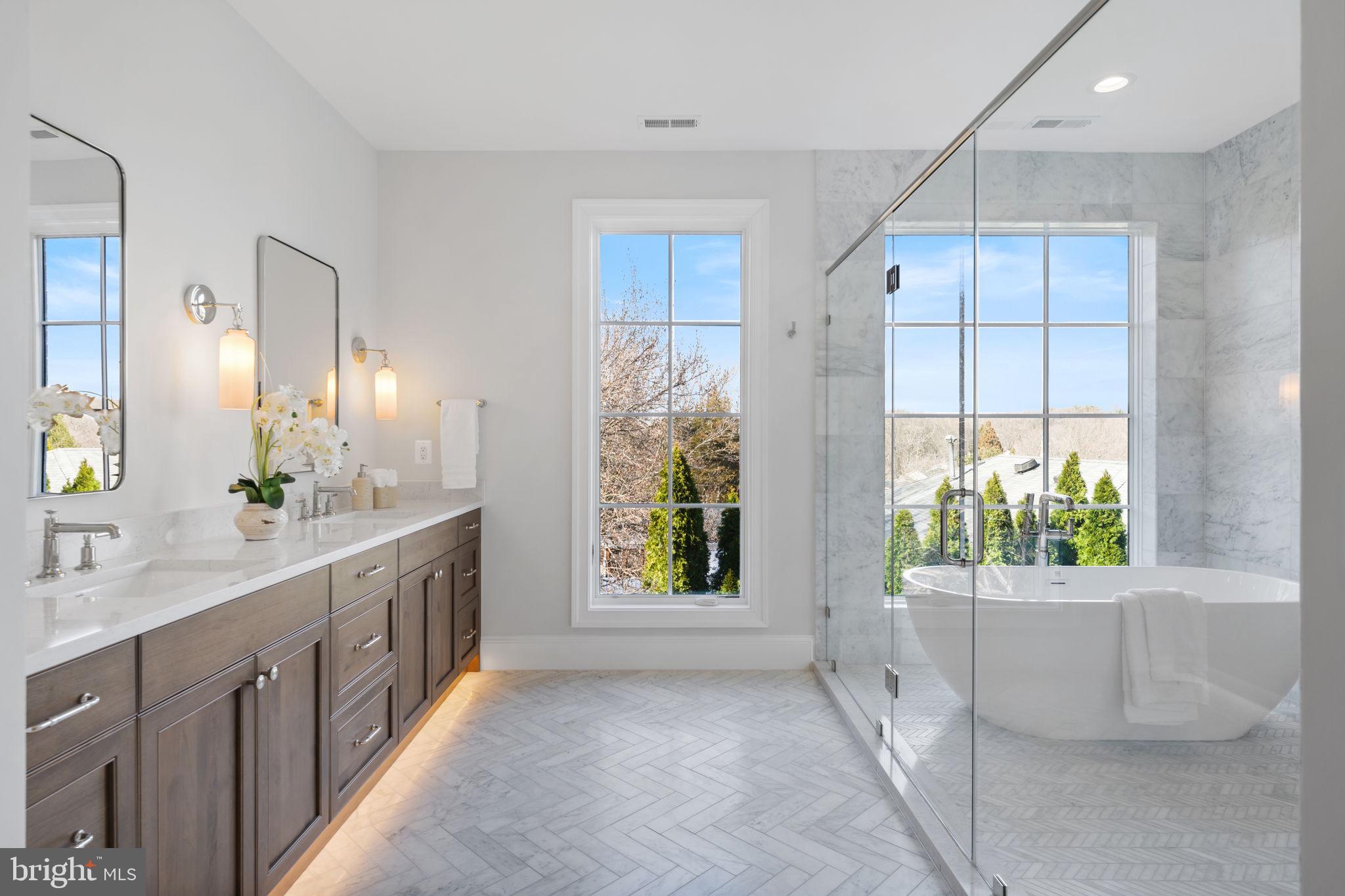 COUNTRY CLUB HILLS - Residential
