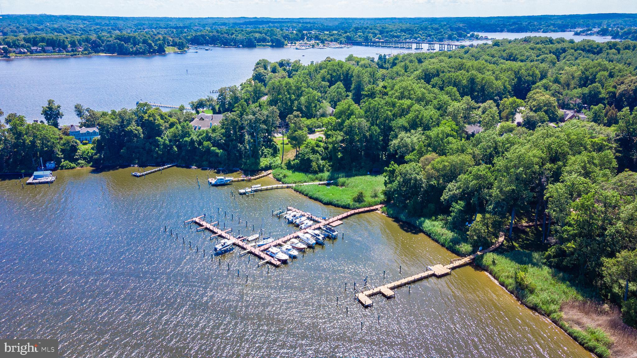 POPLAR POINT - Residential