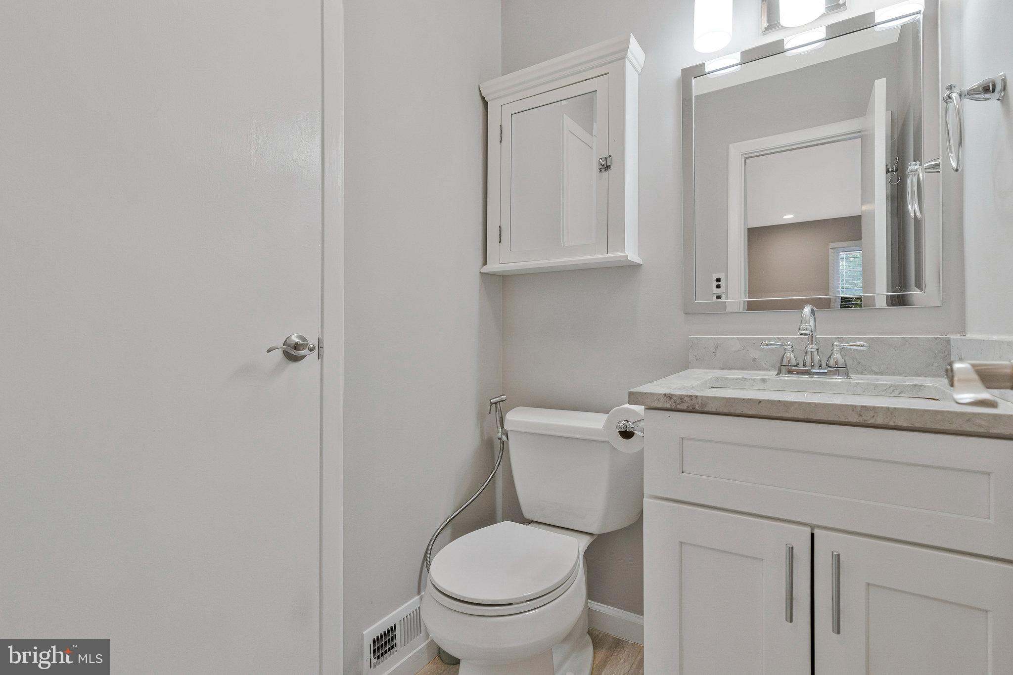 FAIRFAX VILLA - Residential