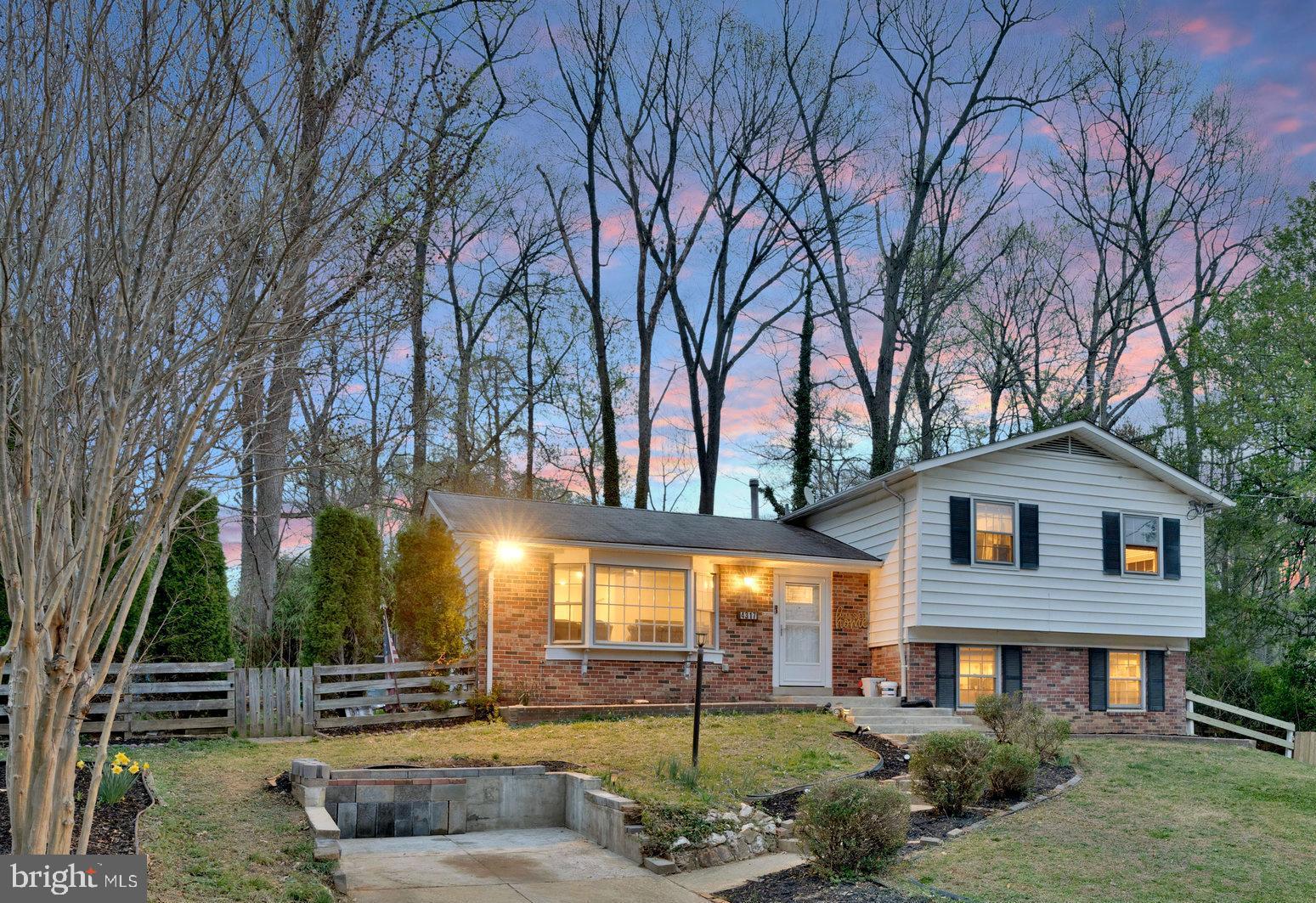 FAIRFAX VILLA - Residential