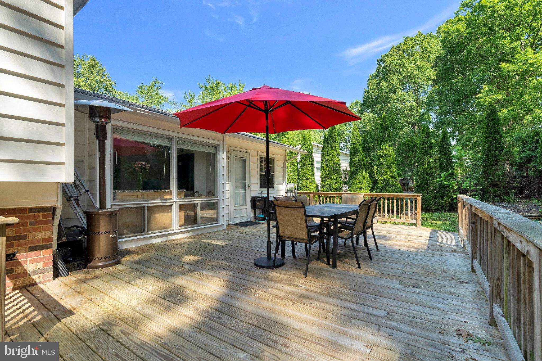 FAIRFAX VILLA - Residential