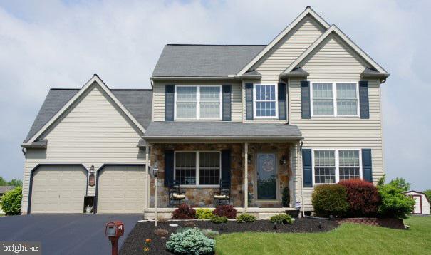 Pride of ownership is evident in this well maintained home, beautifully landscaped w/excellent curb appeal * Move-in ready * One owner custom built with many upgrades * 2-story foyer * Office w/french doors * Kitchen & family room are open w/access to awesome 24x24 covered deck & gorgeous 24x20 stamped concrete patio * Common area & walking trails behind home *